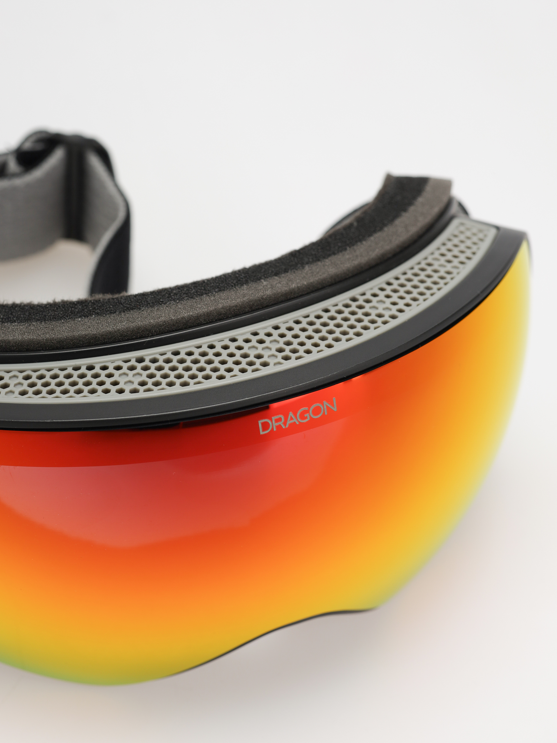 Dragon X2S Snowboard szemüveg (nouveaublack/lumalens red ion+lumalens light rose)