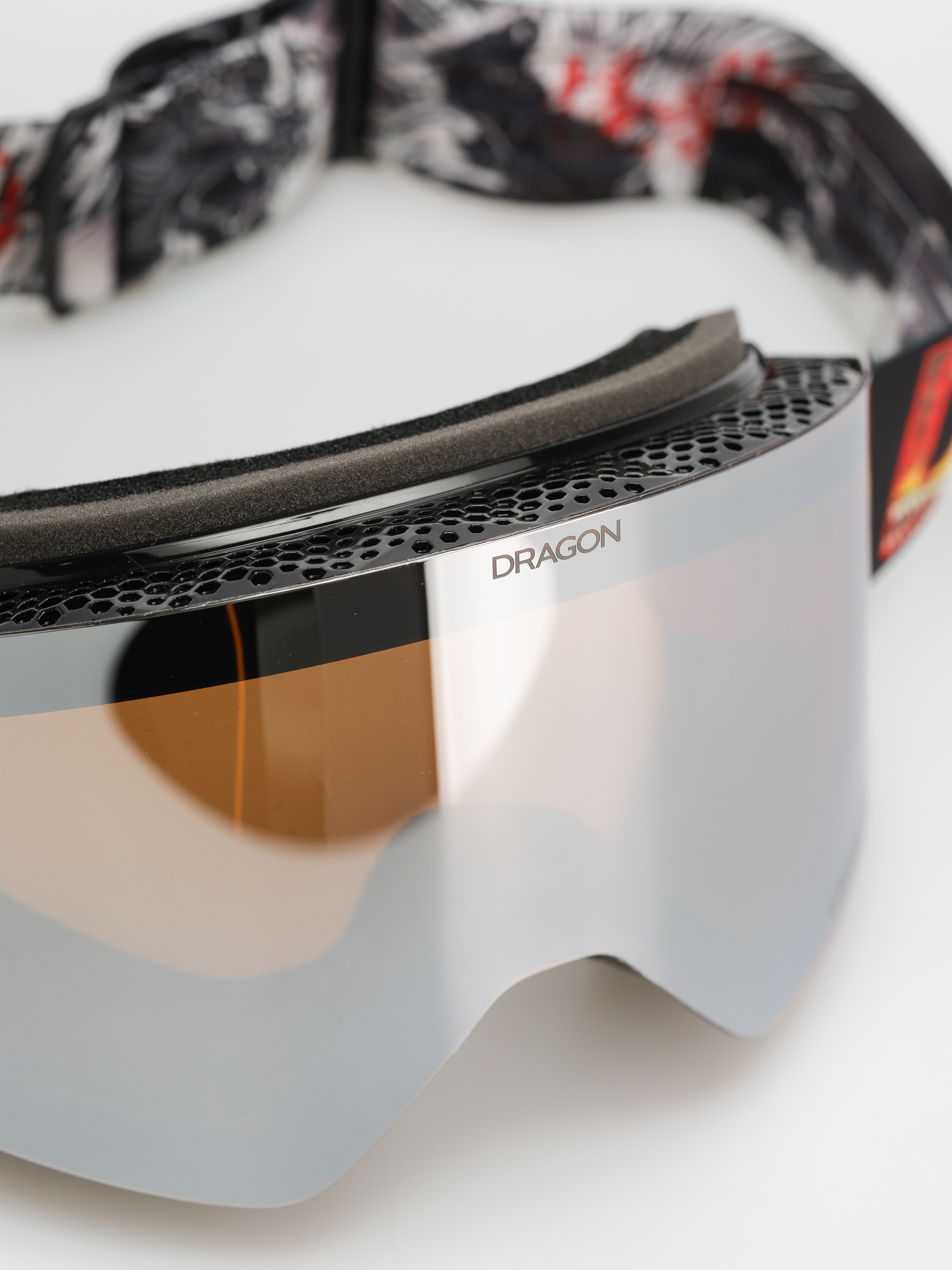 Dragon R1 OTG Snowboard szemüveg (klash/lumalens silver ion+lumalens rose)