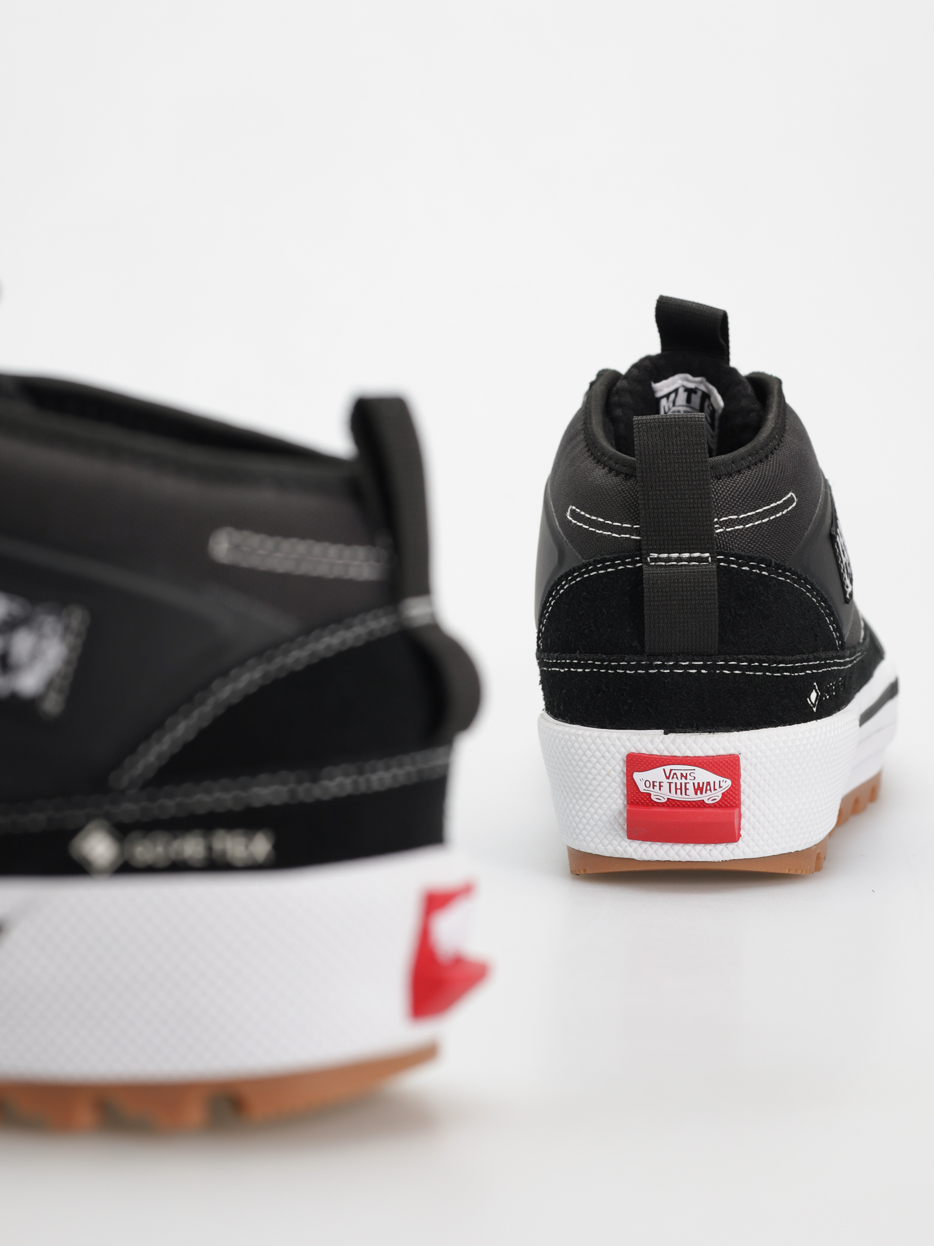 Vans Half Cab Gore Tex MTE Cipők (black/white)