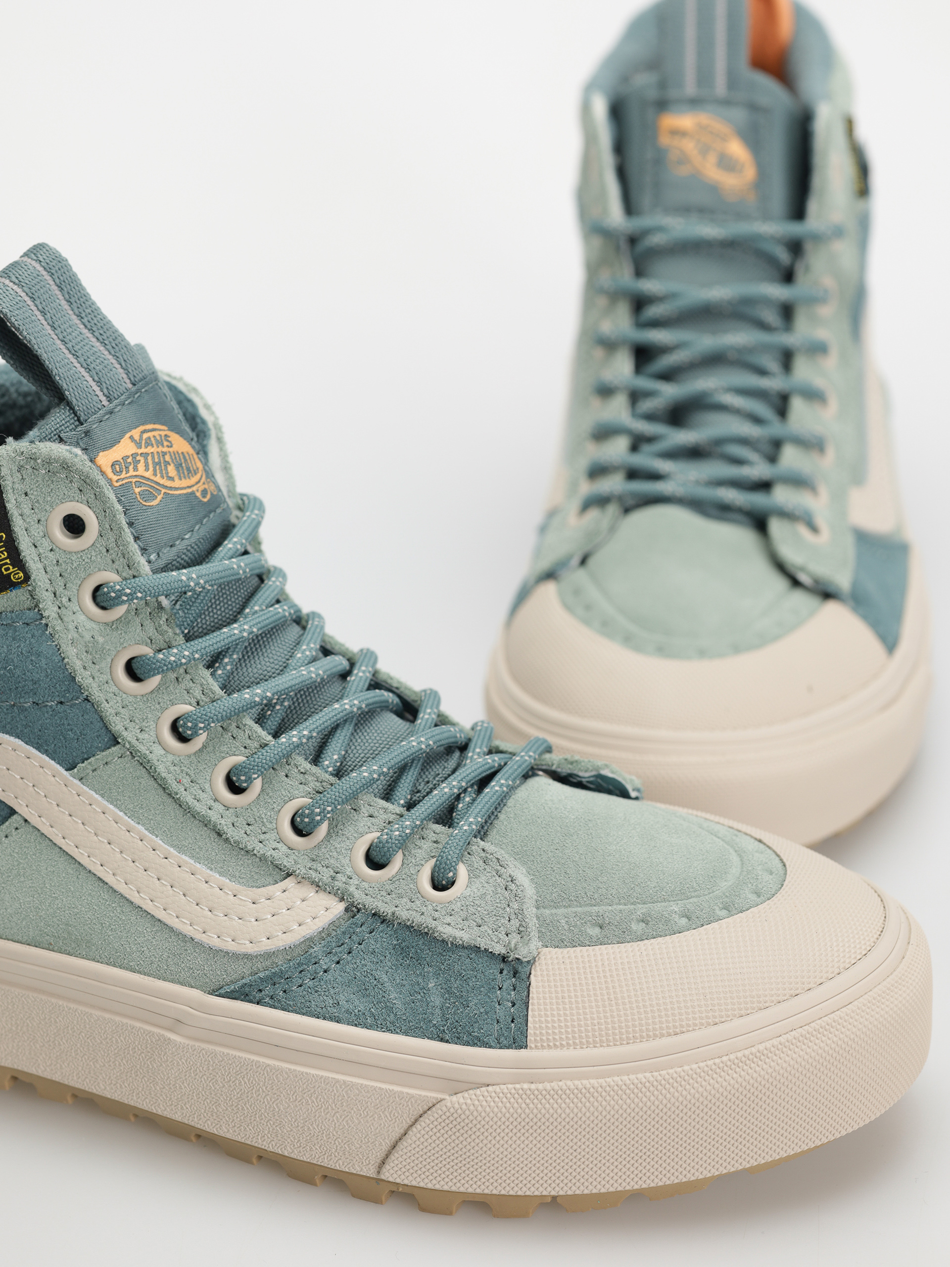 Vans Sk8 Hi Waterproof MTE Cipők (green)