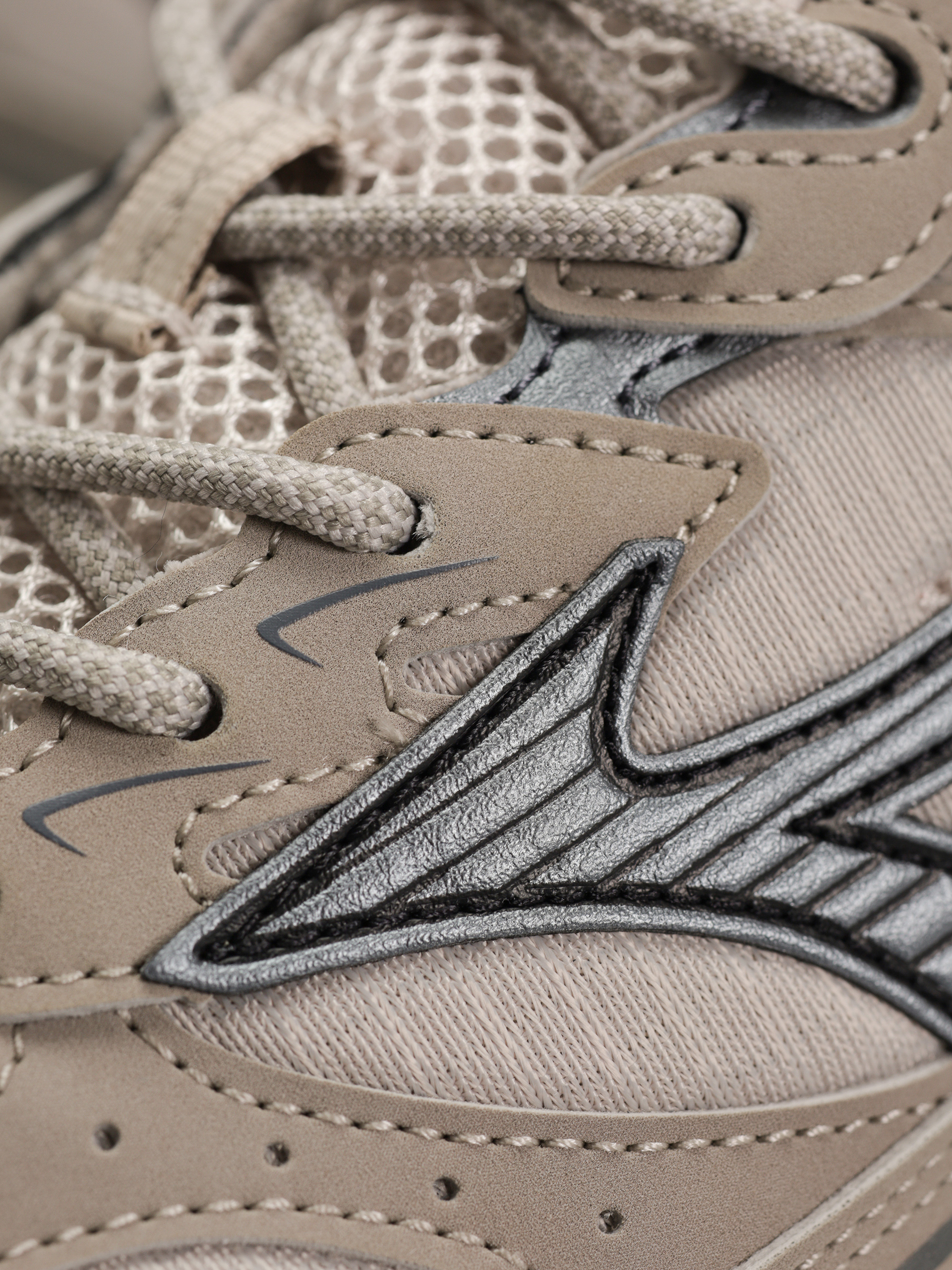 Mizuno MXR Tech Cipők (silver cloud/metallic gray/vintage khaki)