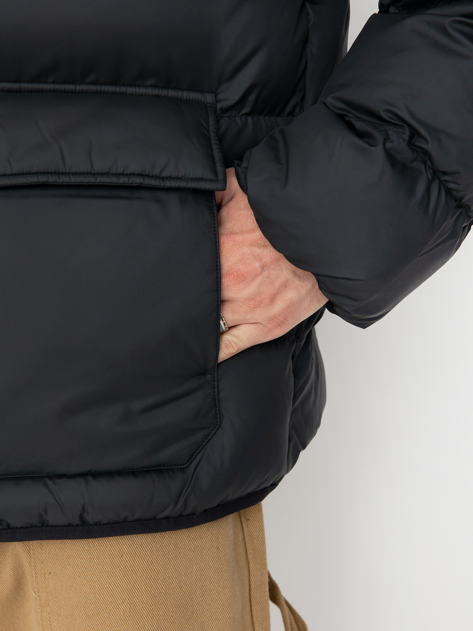 Dzseki Converse Patch Pocket Puffer (converse black)