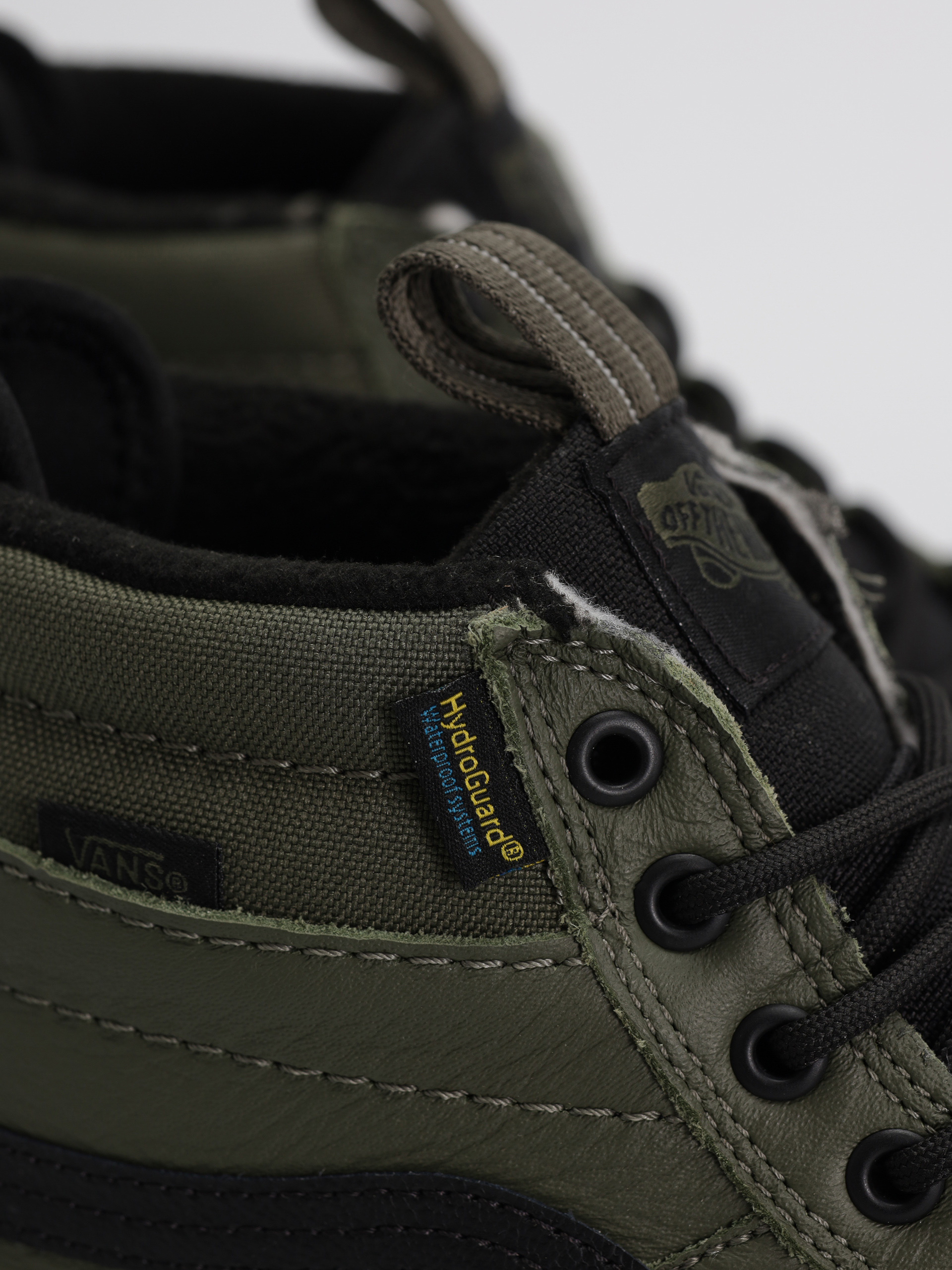 Vans Sk8 Hi Waterproof MTE Cipők (grape leaf/gum)