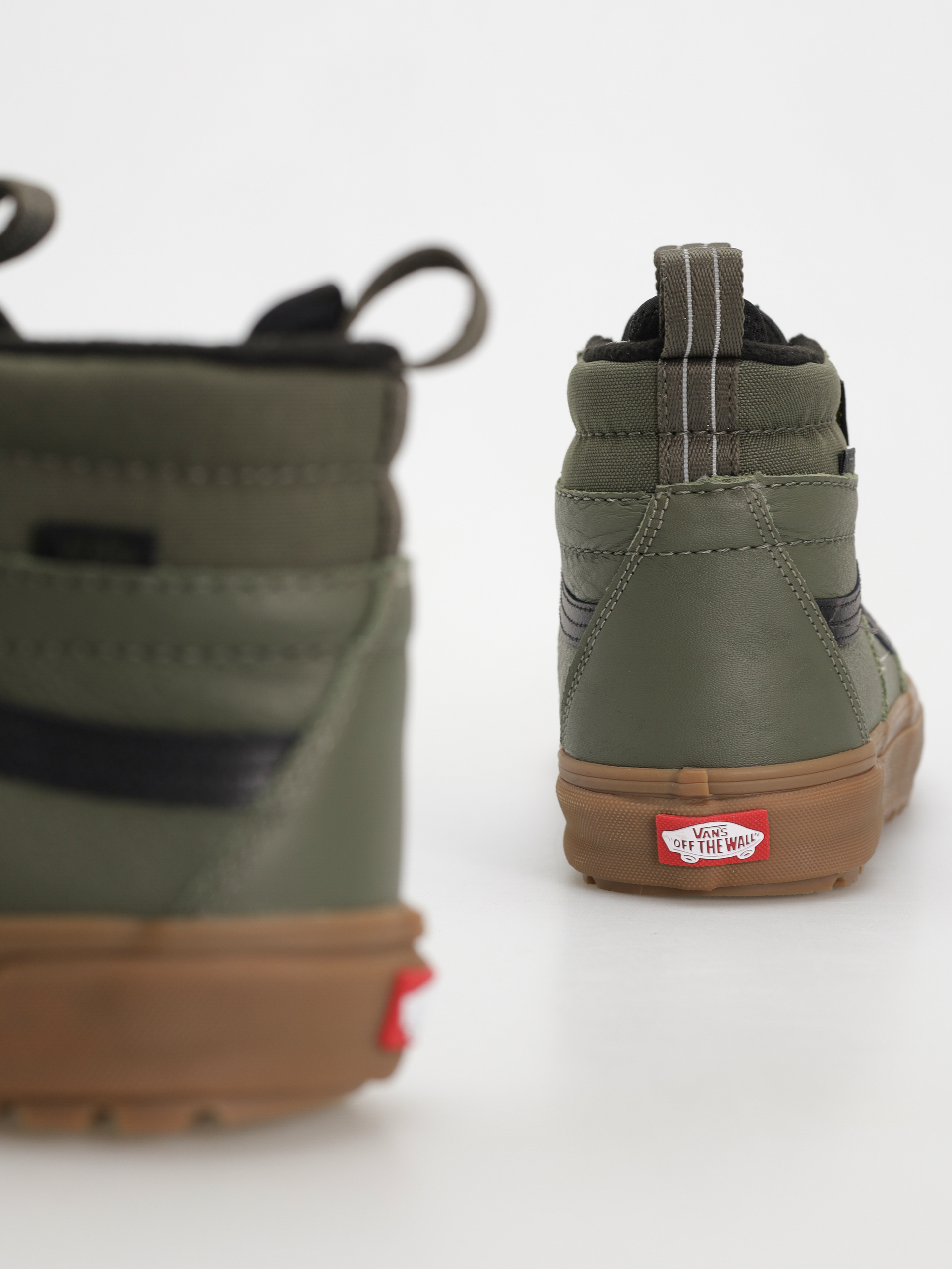 Vans Sk8 Hi Waterproof MTE Cipők (grape leaf/gum)