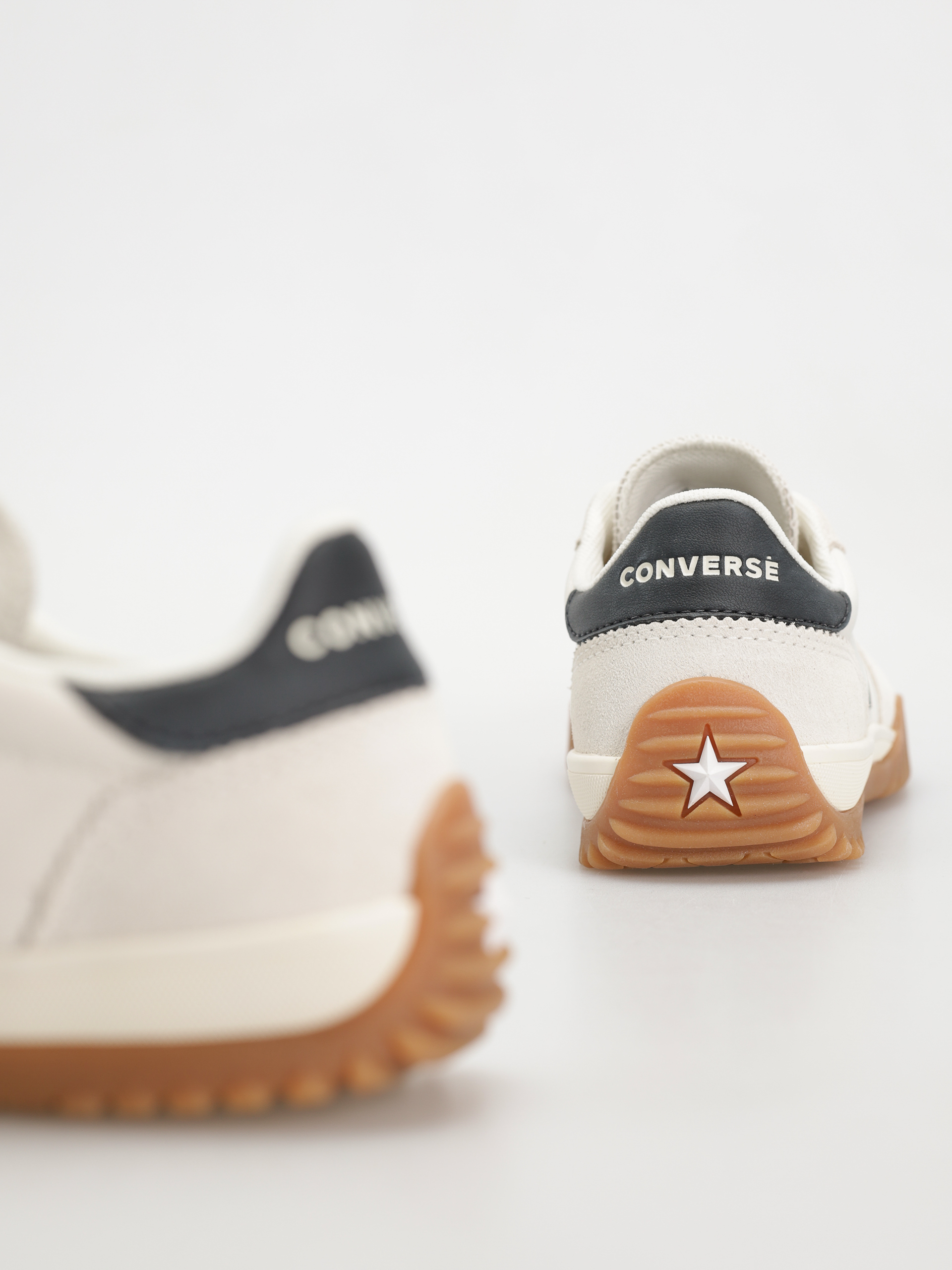 Converse Run Star Trainer Cipők (egret/black/honey)