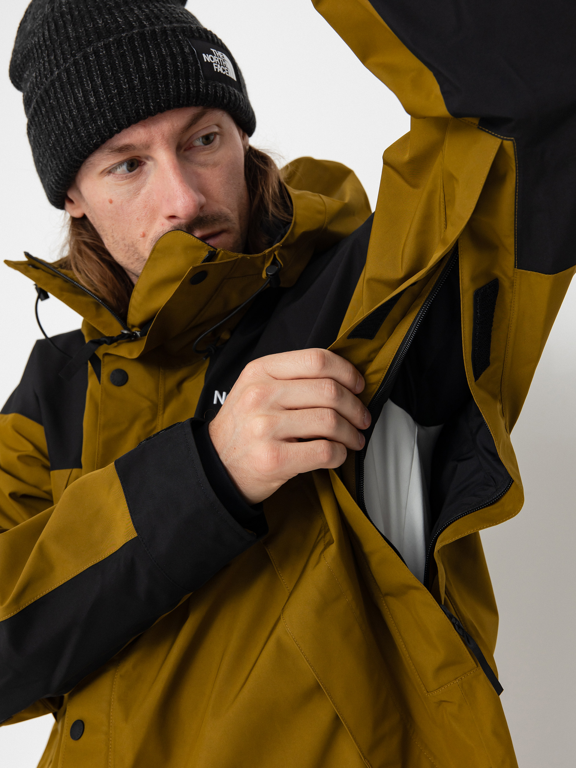 The North Face Gtx Mtn Dzseki (moss green/tnf black)