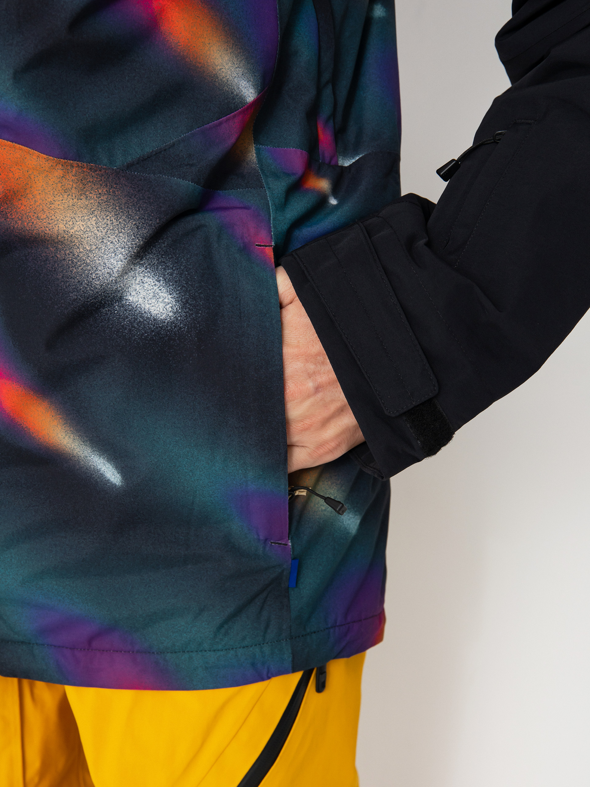 Férfi Snowboard dzseki Burton Covert 2.0 (true black/comets)