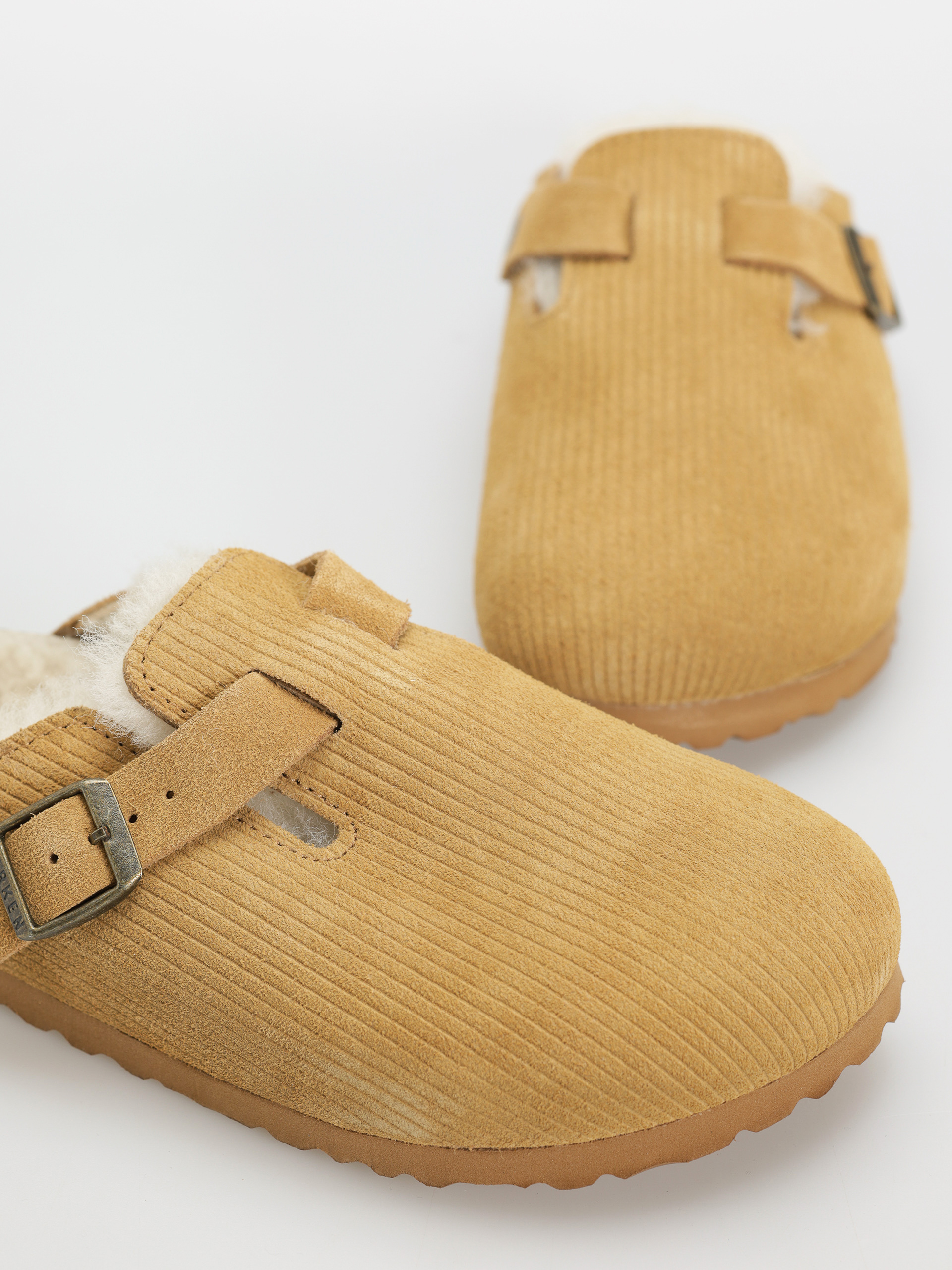 Birkenstock Boston VL Fell Suede Leather Fur Narrow Wmn Flip-flop papucsok (corduroy cork brown)