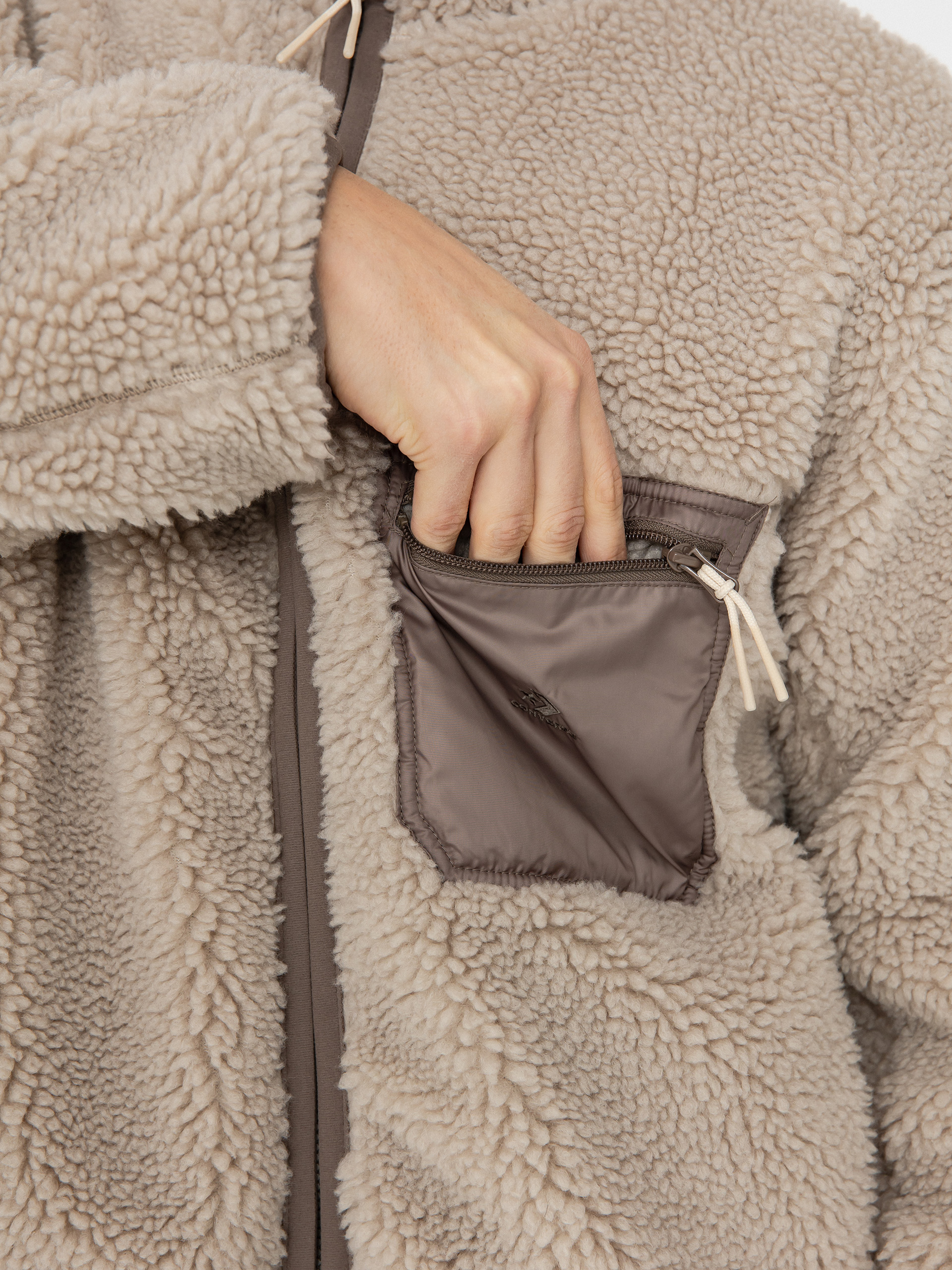 Dzseki Converse Reversible Sherpa (classic taupe / truffle)