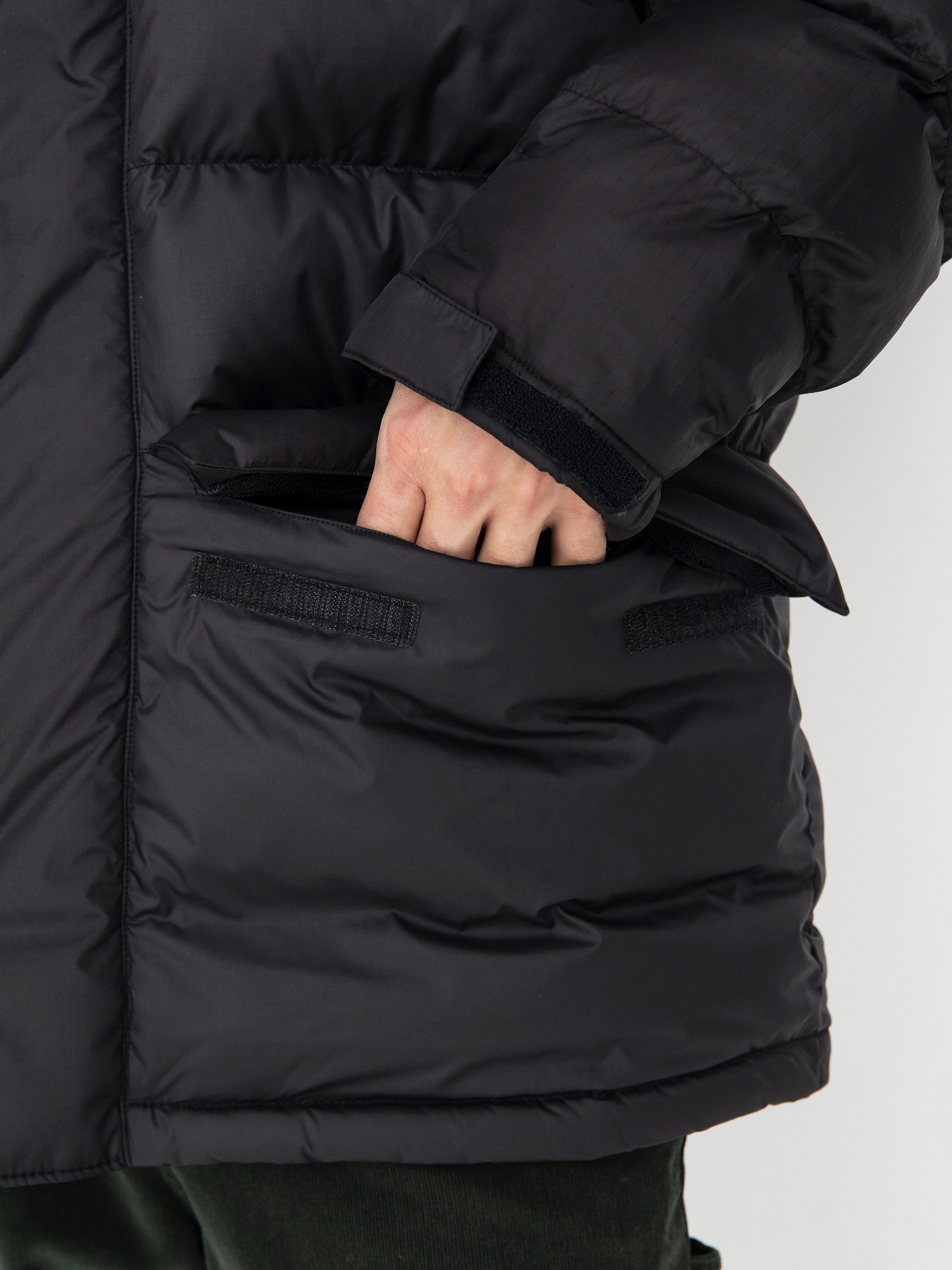 The North Face Limbara Insulated Parka Dzseki (tnf black)