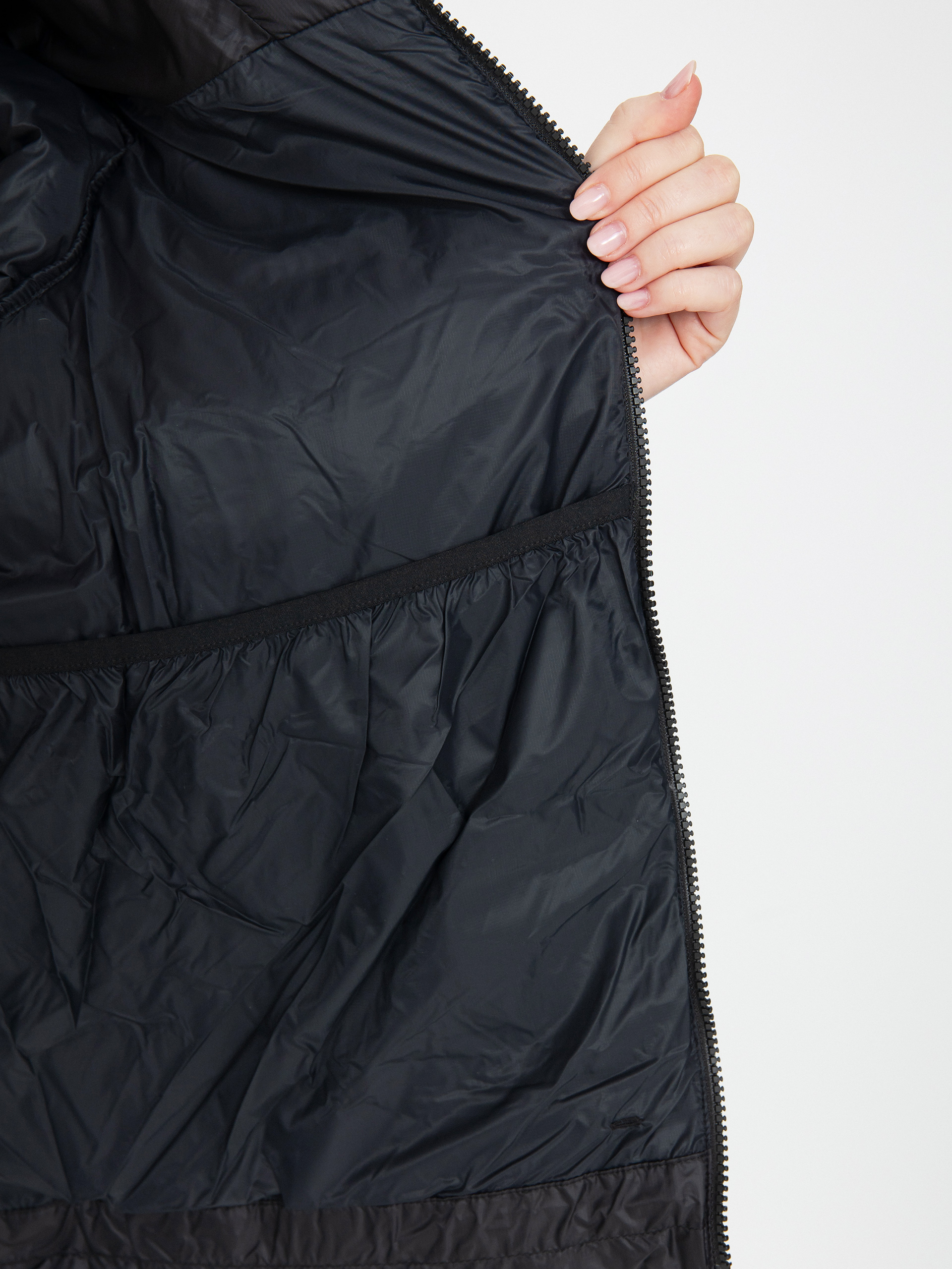 Dzseki Patagonia Fitz Roy Down HD Wmn (black)