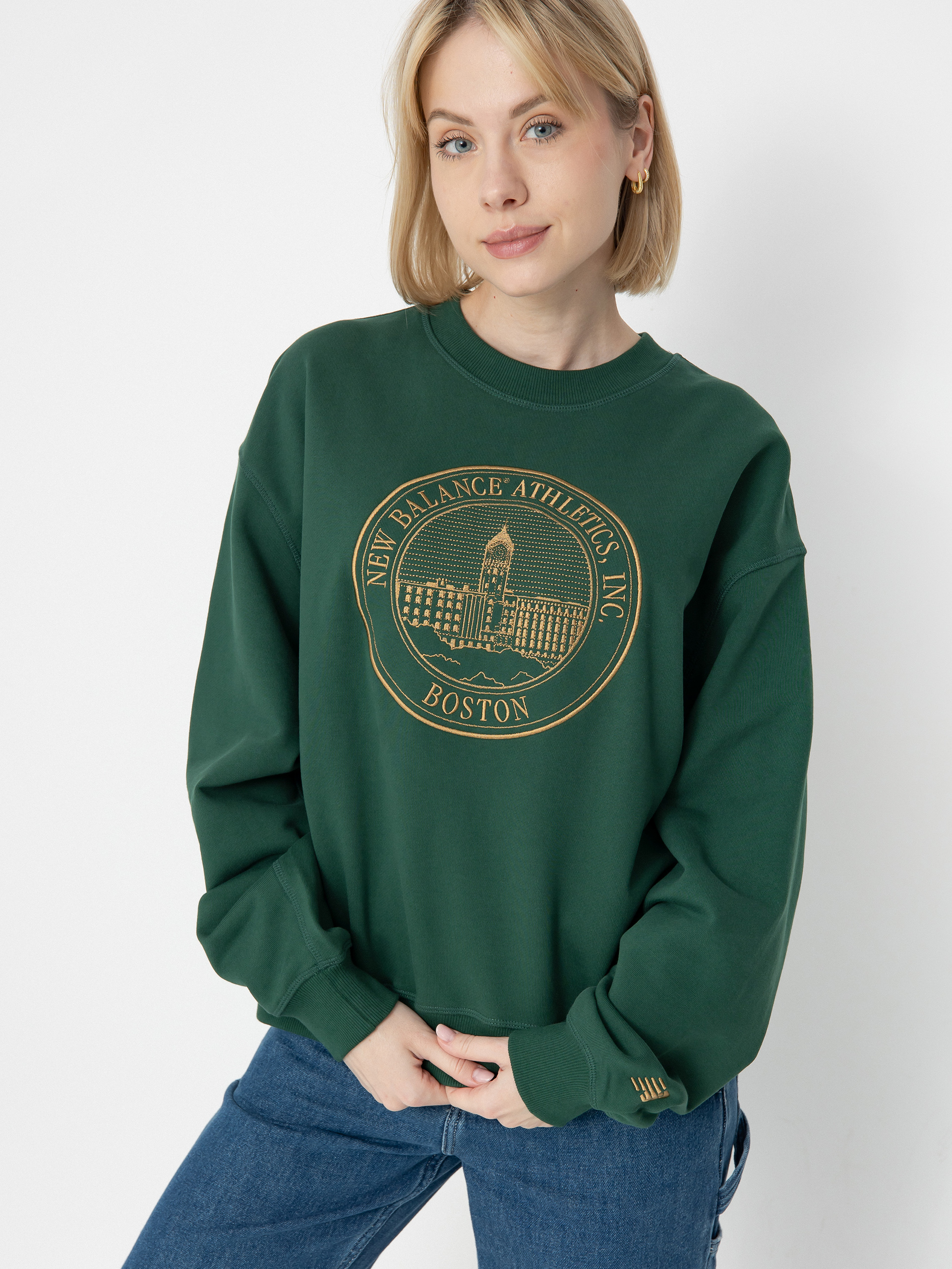 Pulóver New Balance Athletics French Terry Oversized Crest Crew Wmn (nightwatch green)