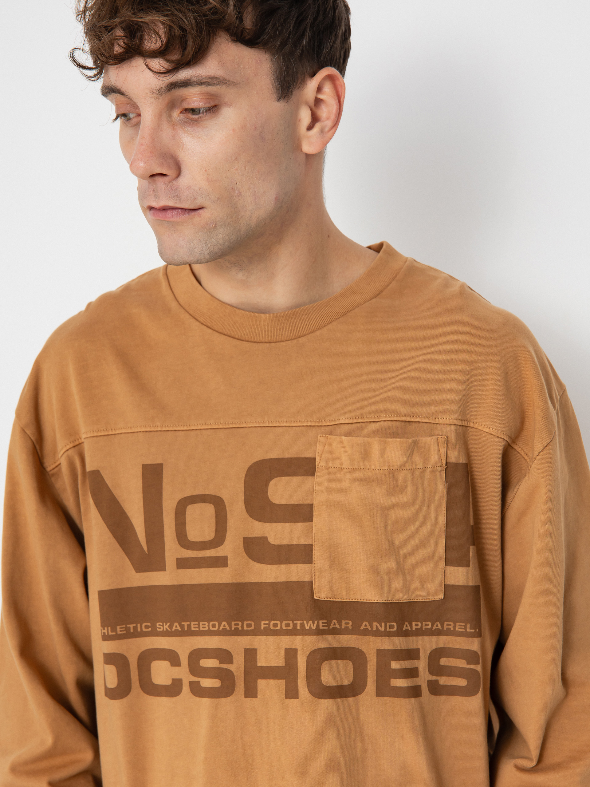 Hosszú ujjú felső DC No 94 Worker Pocket (chipmunk enzyme wash)