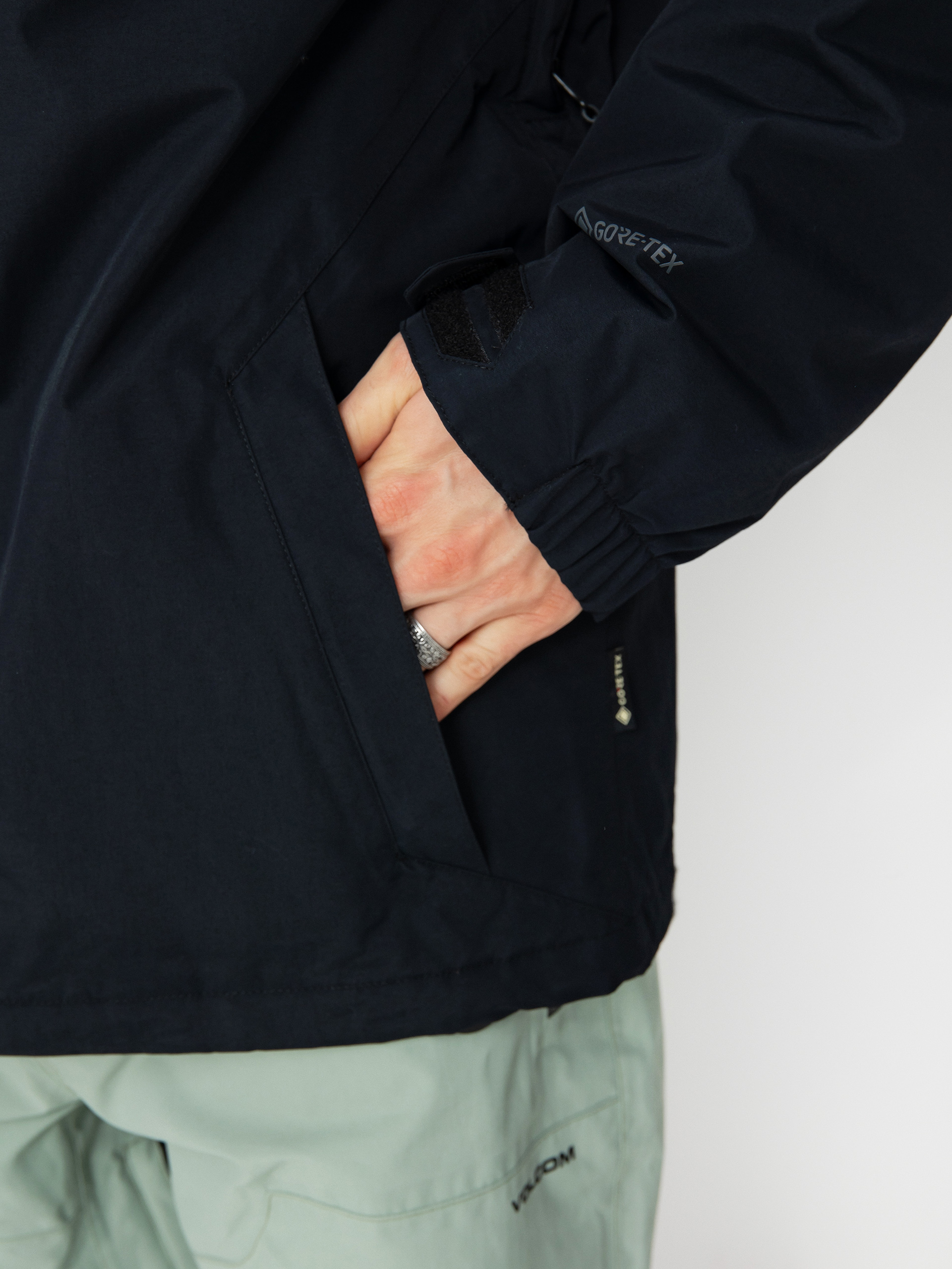 Férfi Snowboard dzseki Volcom L Ins Gore Tex (black)