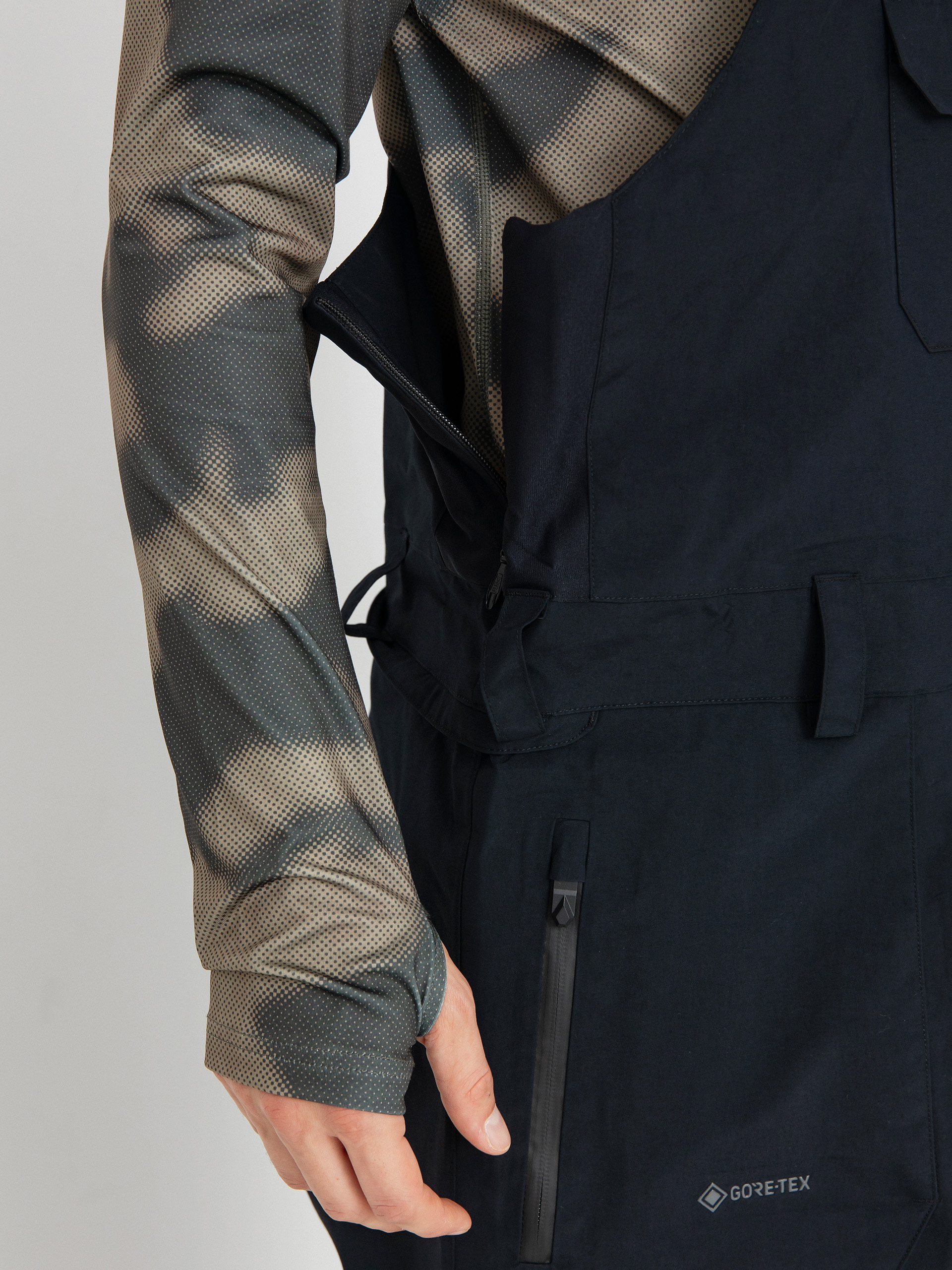 Férfi Snowboard nadrág Volcom Rain Gore Tex Bib Overall (black)