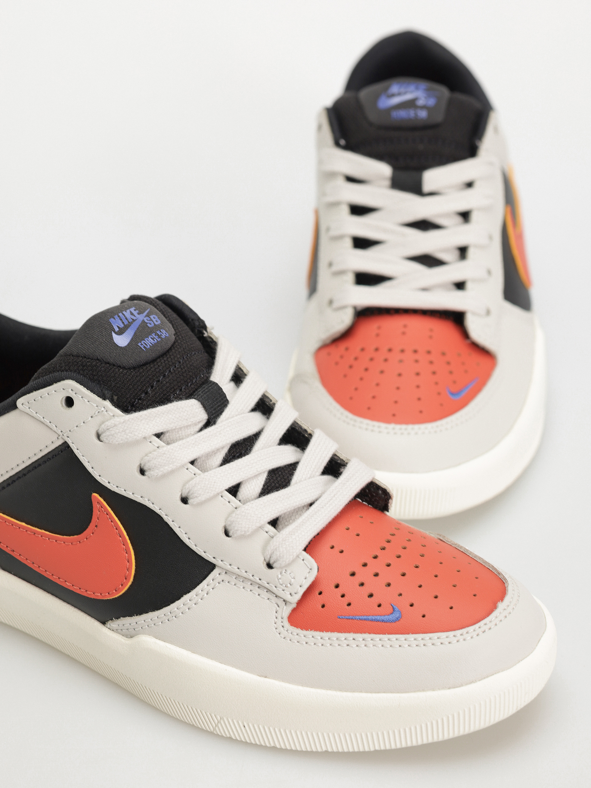 Cipők Nike SB Force 58 Premium (light bone/cosmic clay black)