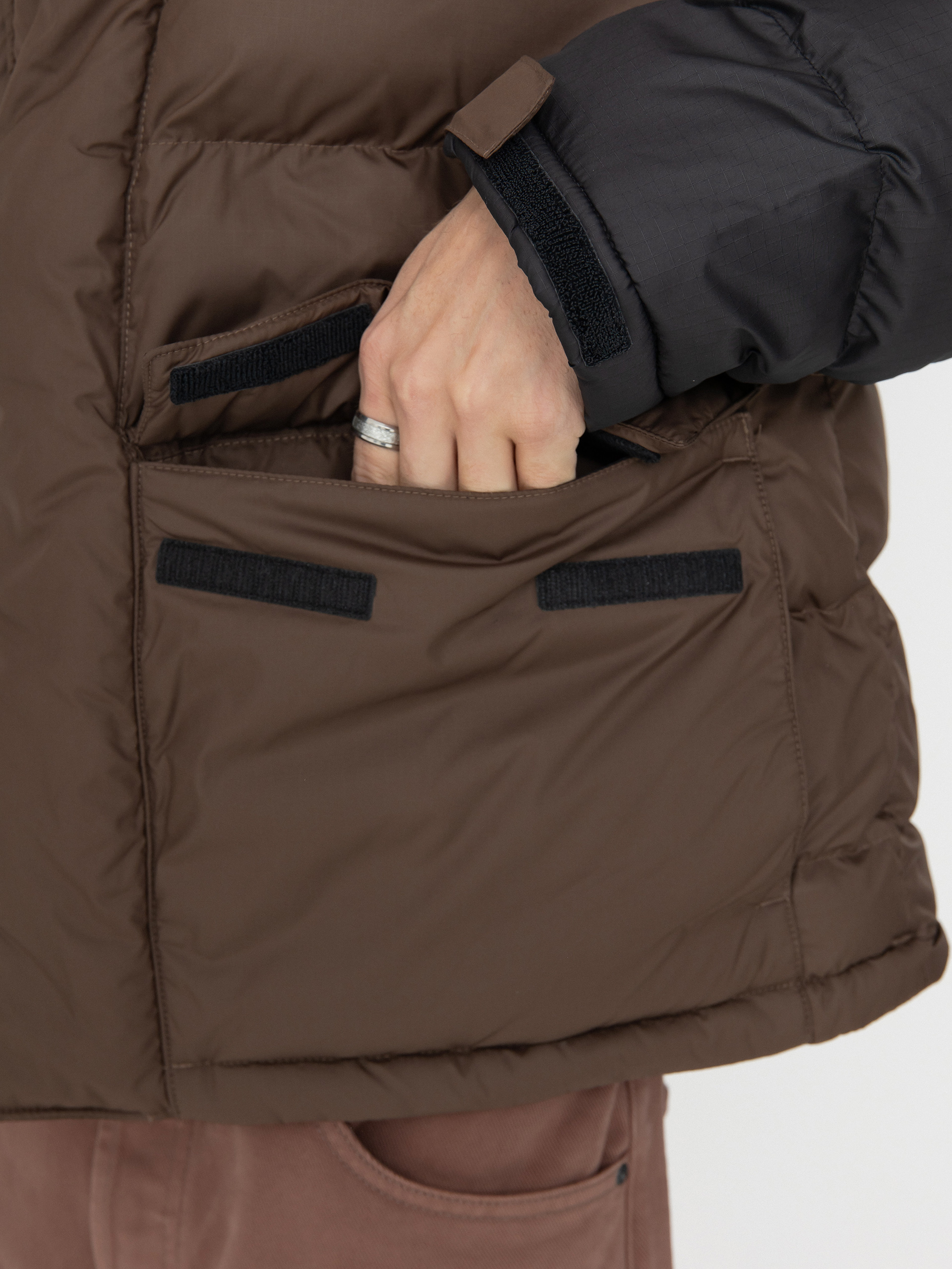 The North Face Limbara Insulated Dzseki (smokey brown)