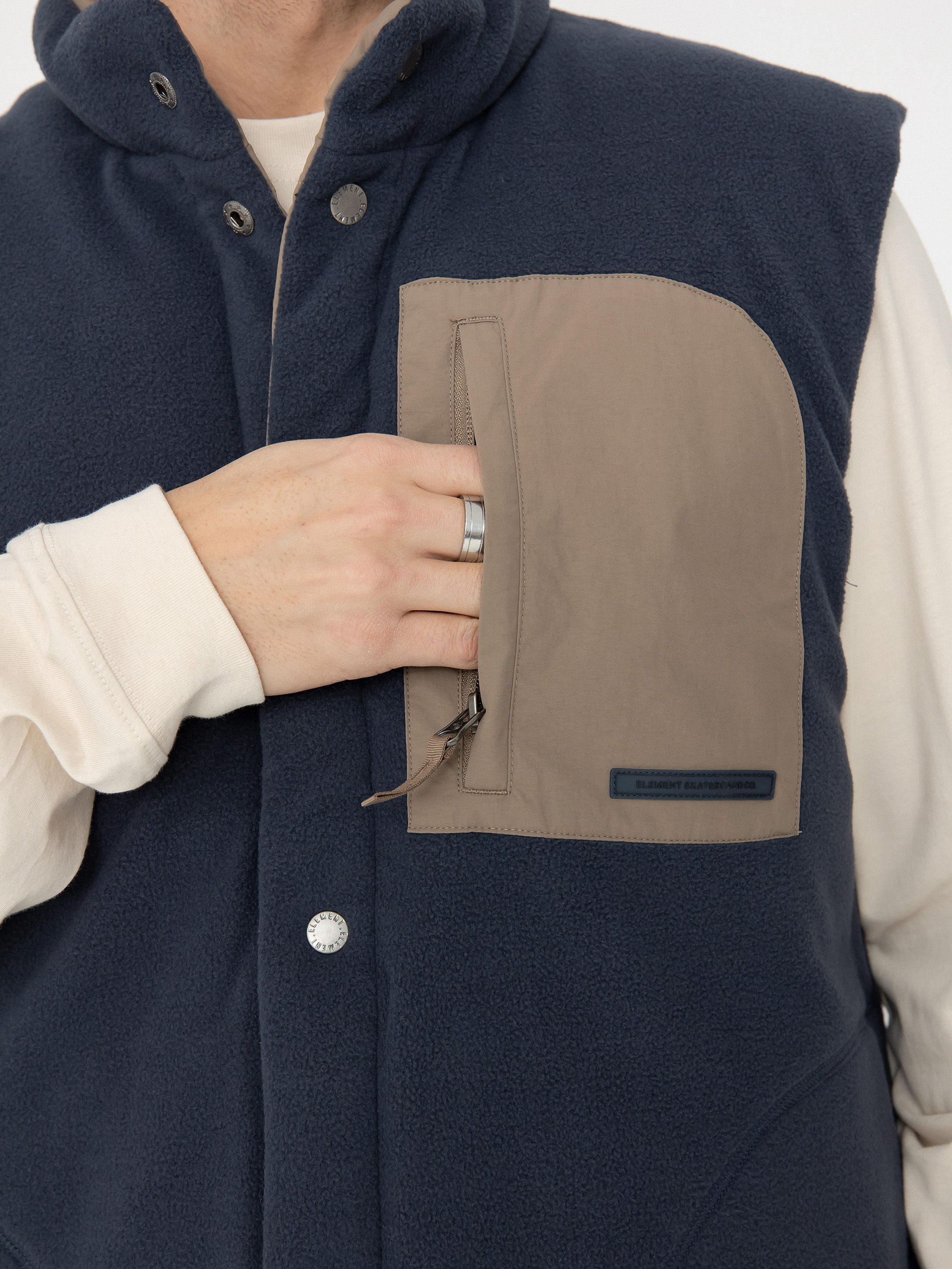 Mellény Element Trekka Vest (walnut)