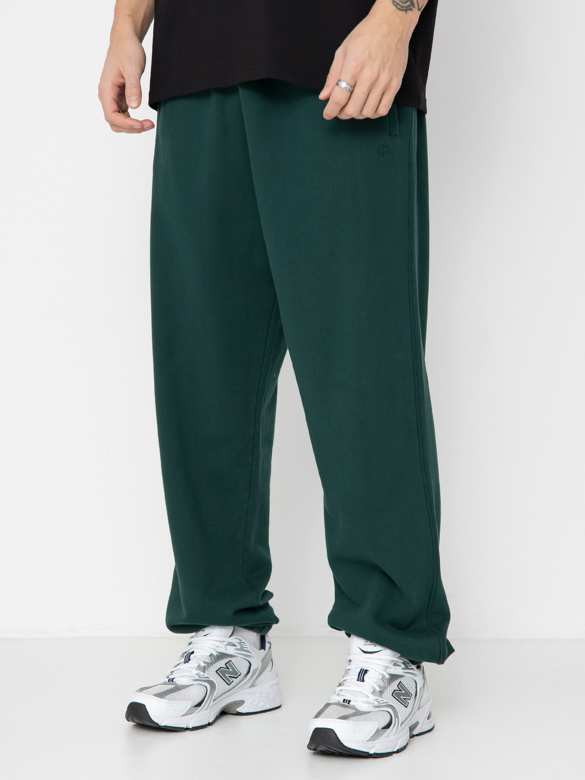 Kisnadru00e1g Polar Skate Frank Sweatpants (dark emerald)