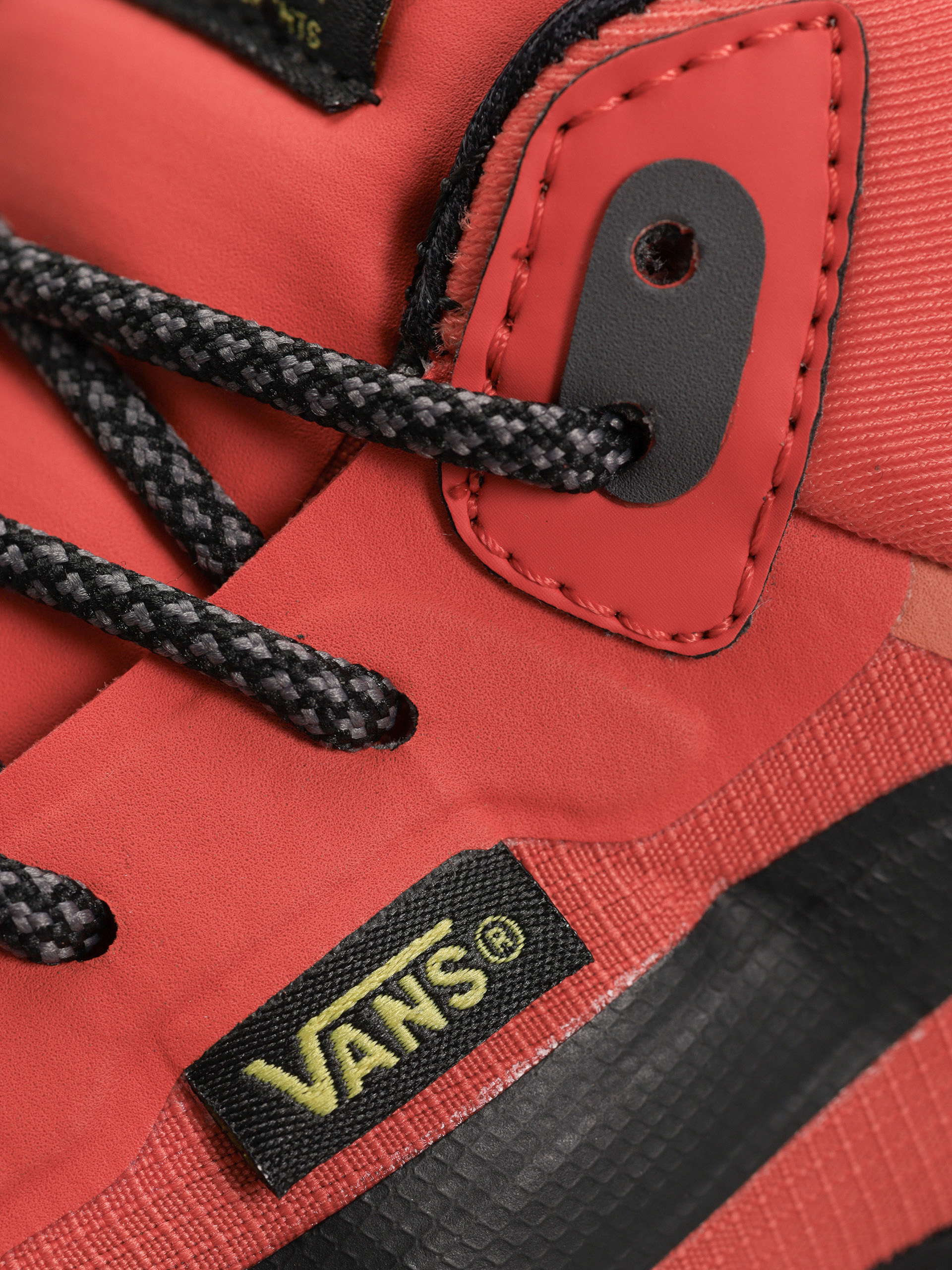 Vans Crosspath Mid MTE Cipők (orange/black)