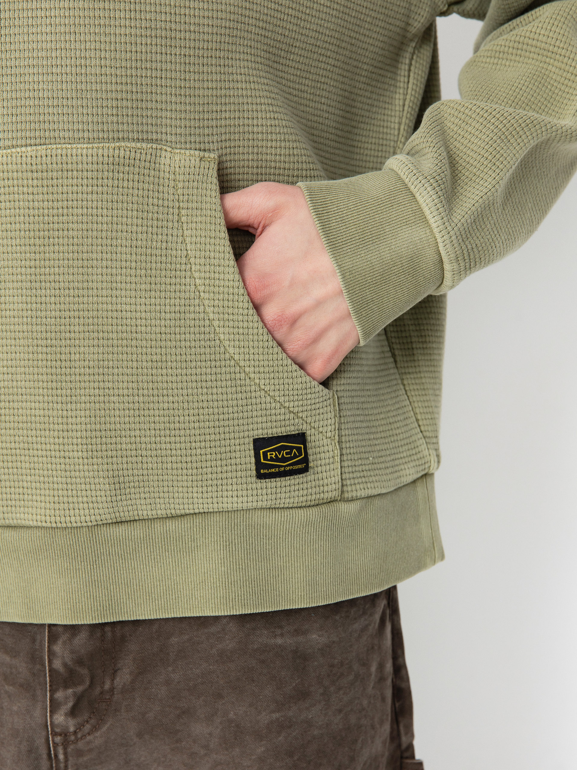 Kapucnis pulóver RVCA Dayshift Thermal HD (olive)