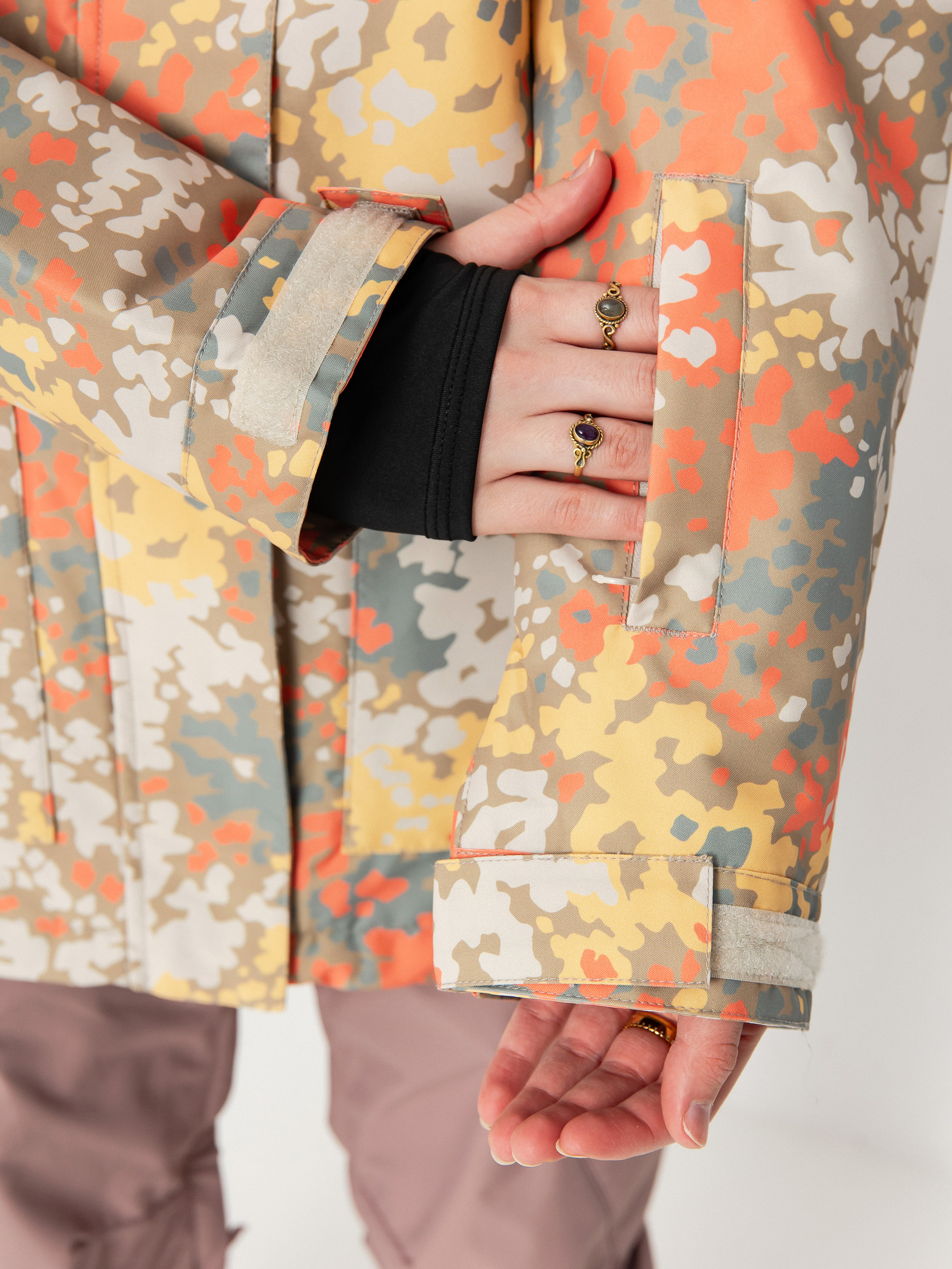 Női DC Cruiser Snowboard dzseki (fractal coral)