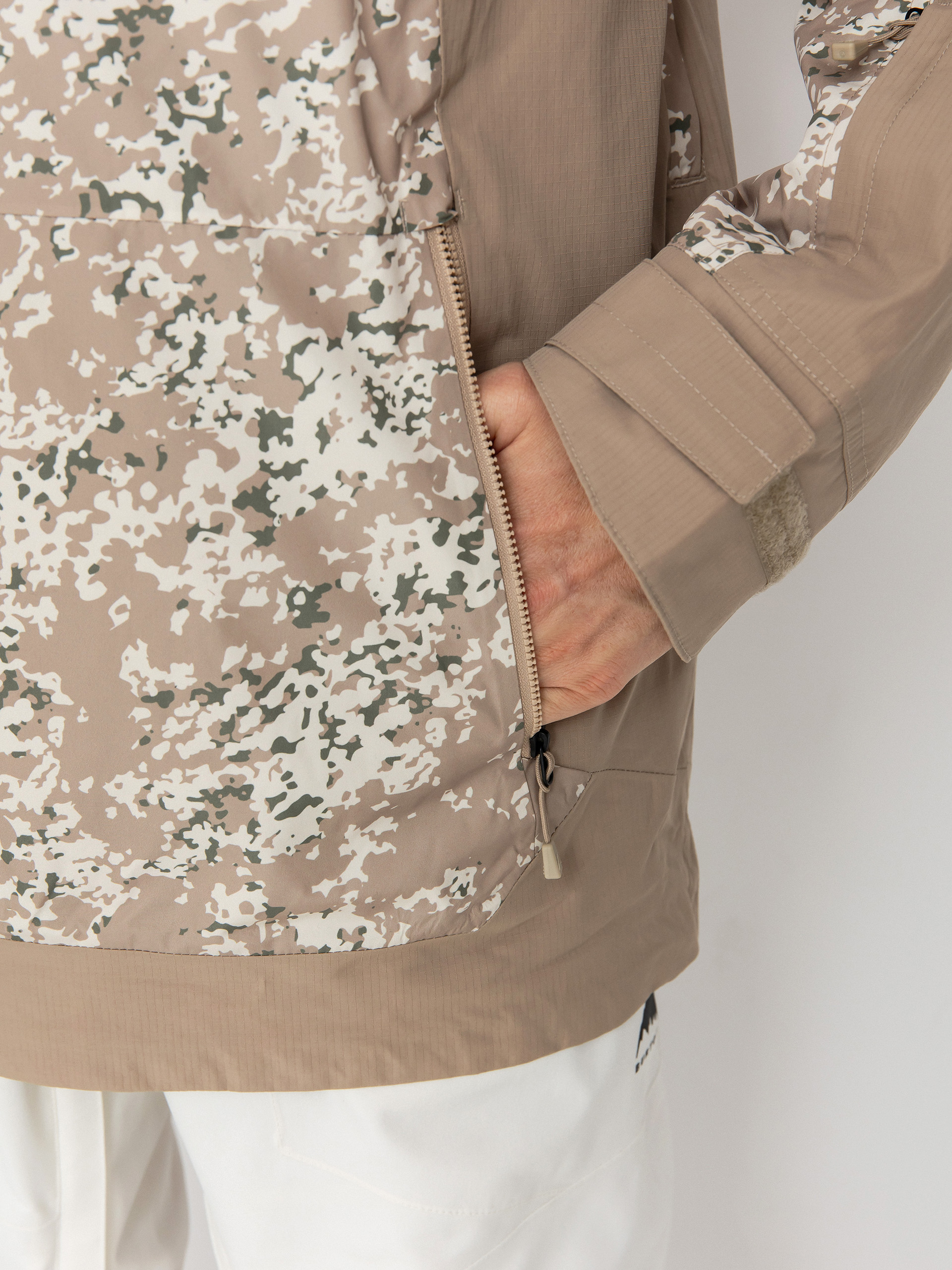 Férfi Snowboard dzseki Burton Frostner Anorak (snowfall camo/summit taupe)