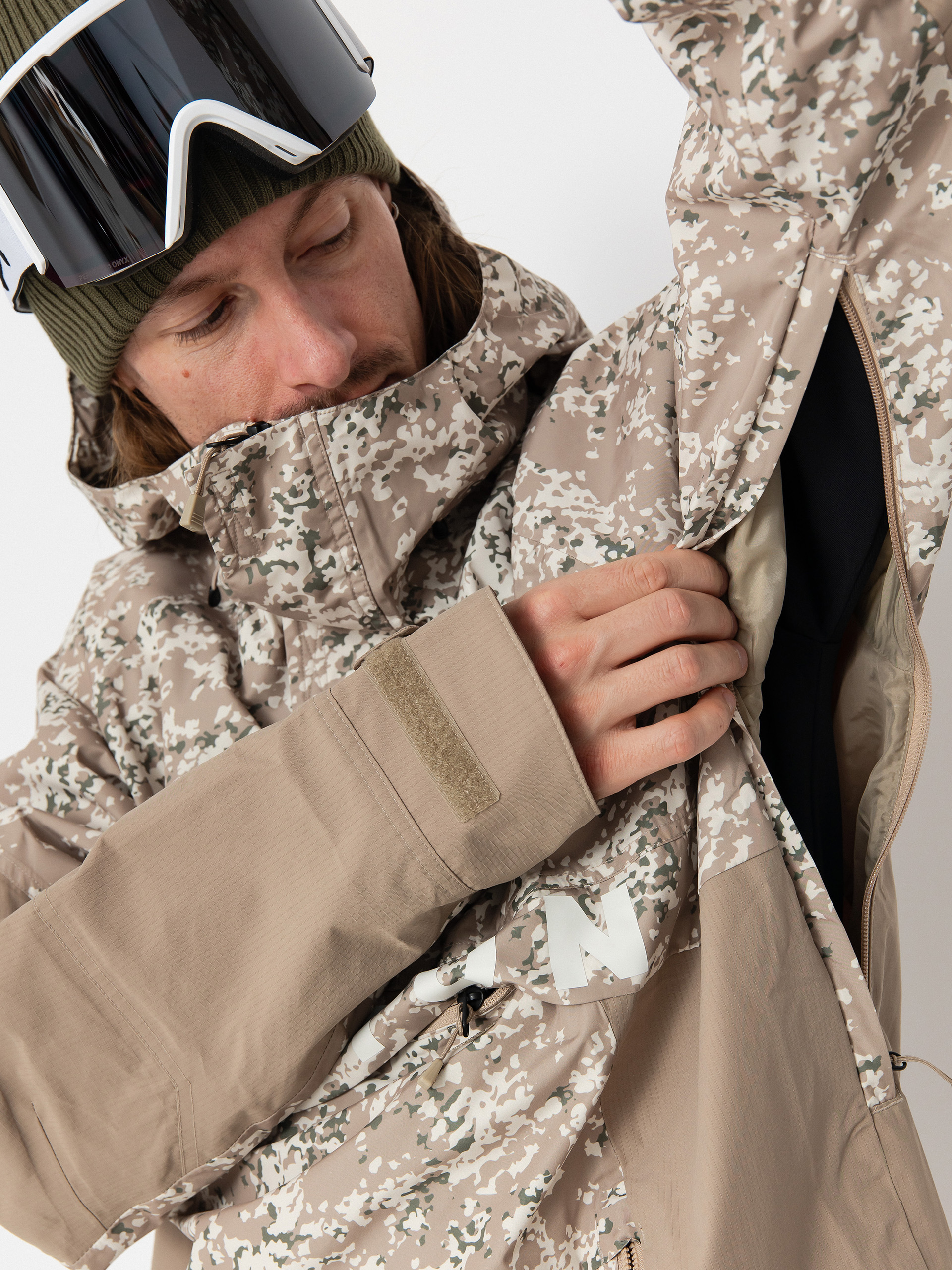 Férfi Snowboard dzseki Burton Frostner Anorak (snowfall camo/summit taupe)
