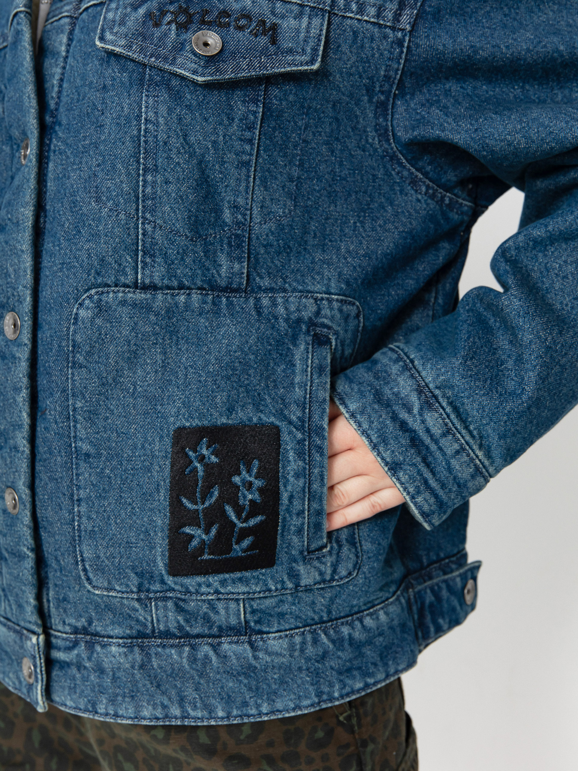 Dzseki Volcom Fa Keutchi Denim Wmn (vmi-vintage marbled indigo)