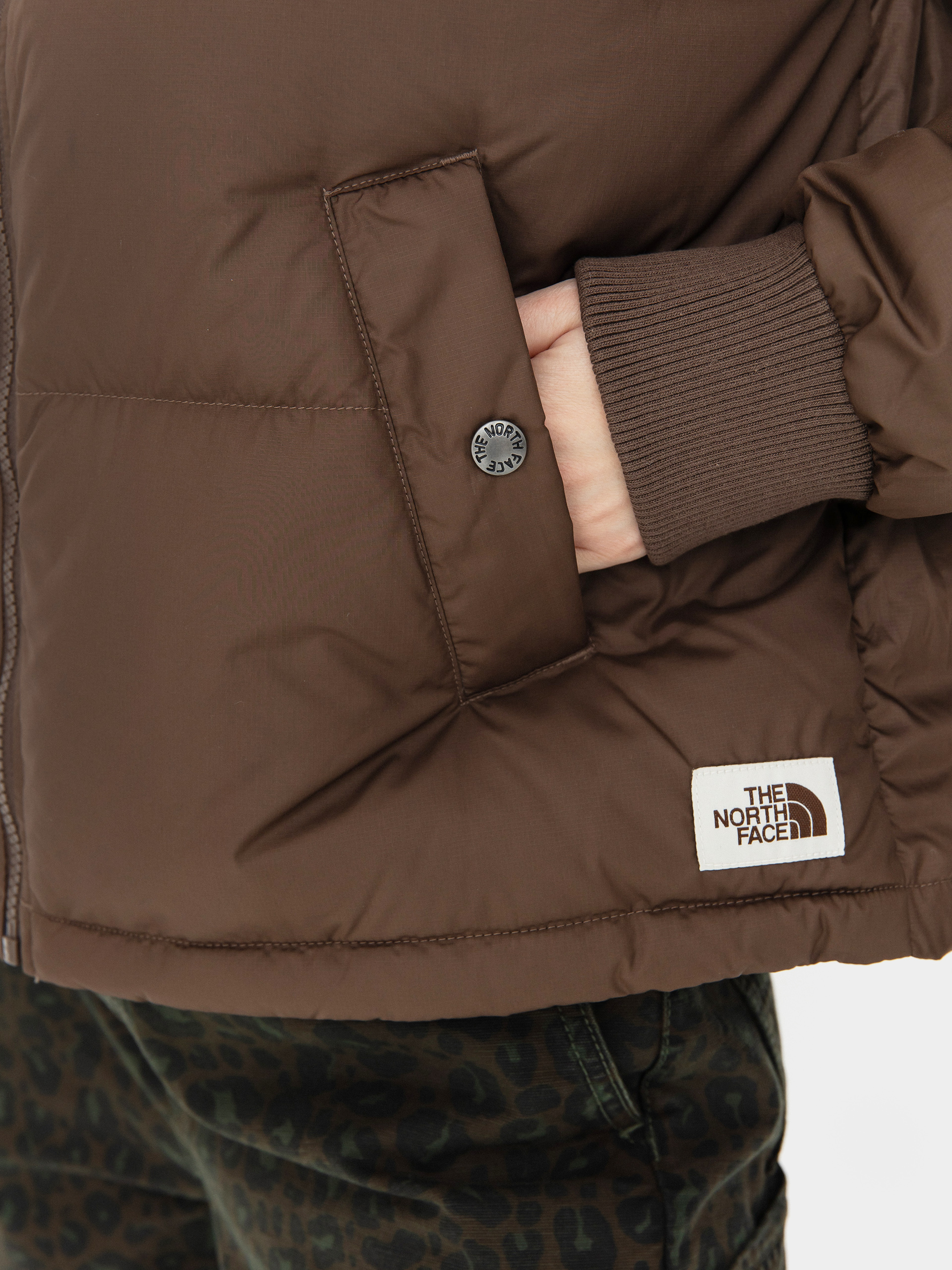 Dzseki The North Face Down Paralta Puffer Wmn (smokey brown)