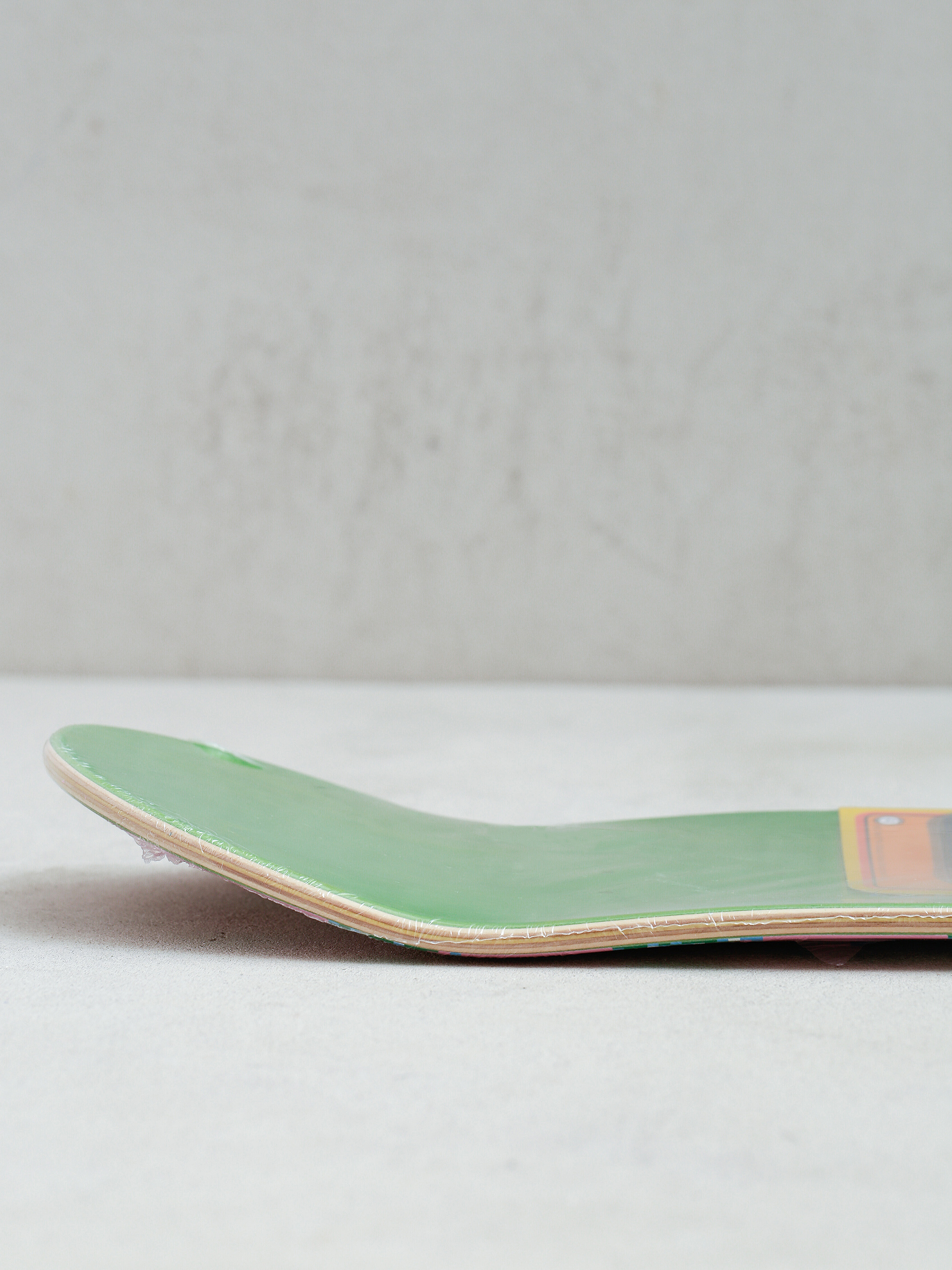 Gördeszka lap Girl Skateboard Bannerot Pac Man (pink)