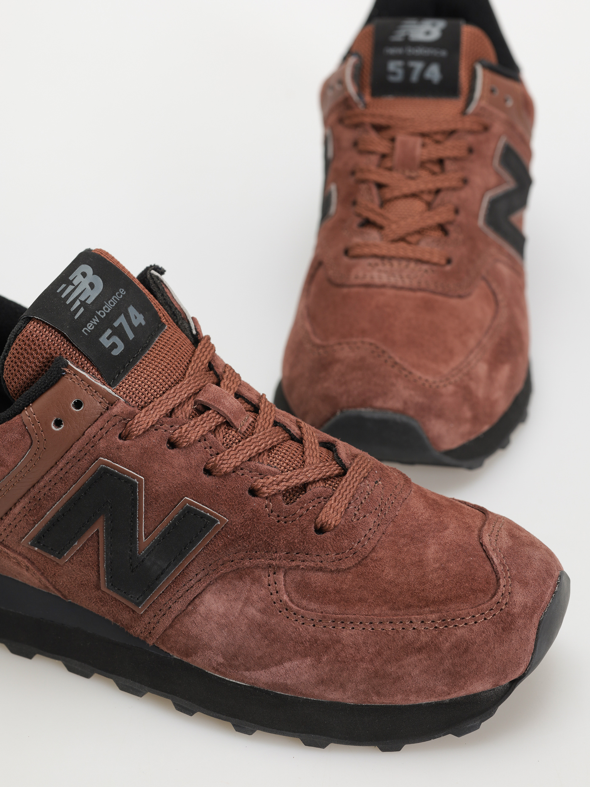 New Balance 574 Cipők (brown)