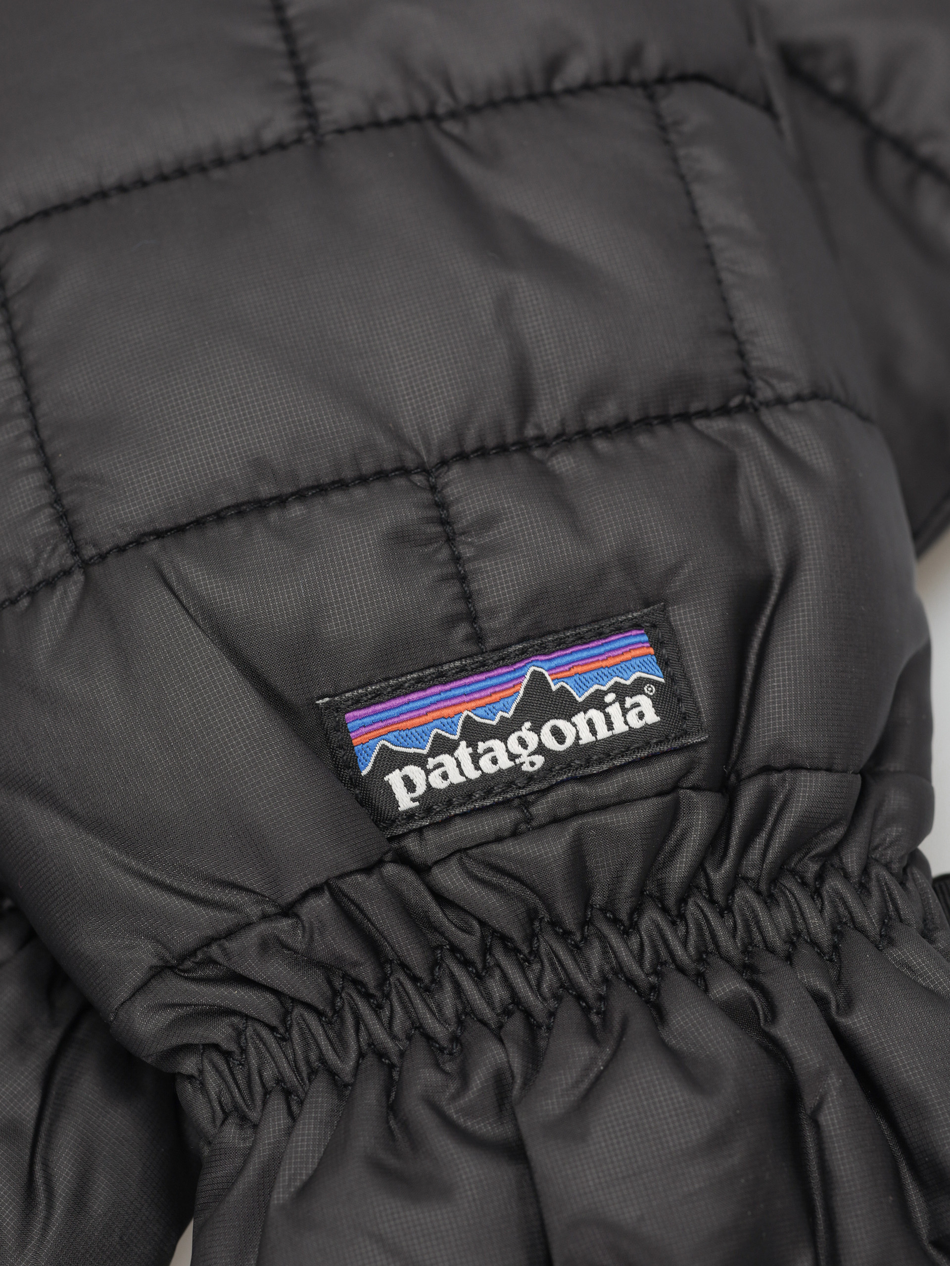 Patagonia Nano Puff Mitts Kesztyű (black)