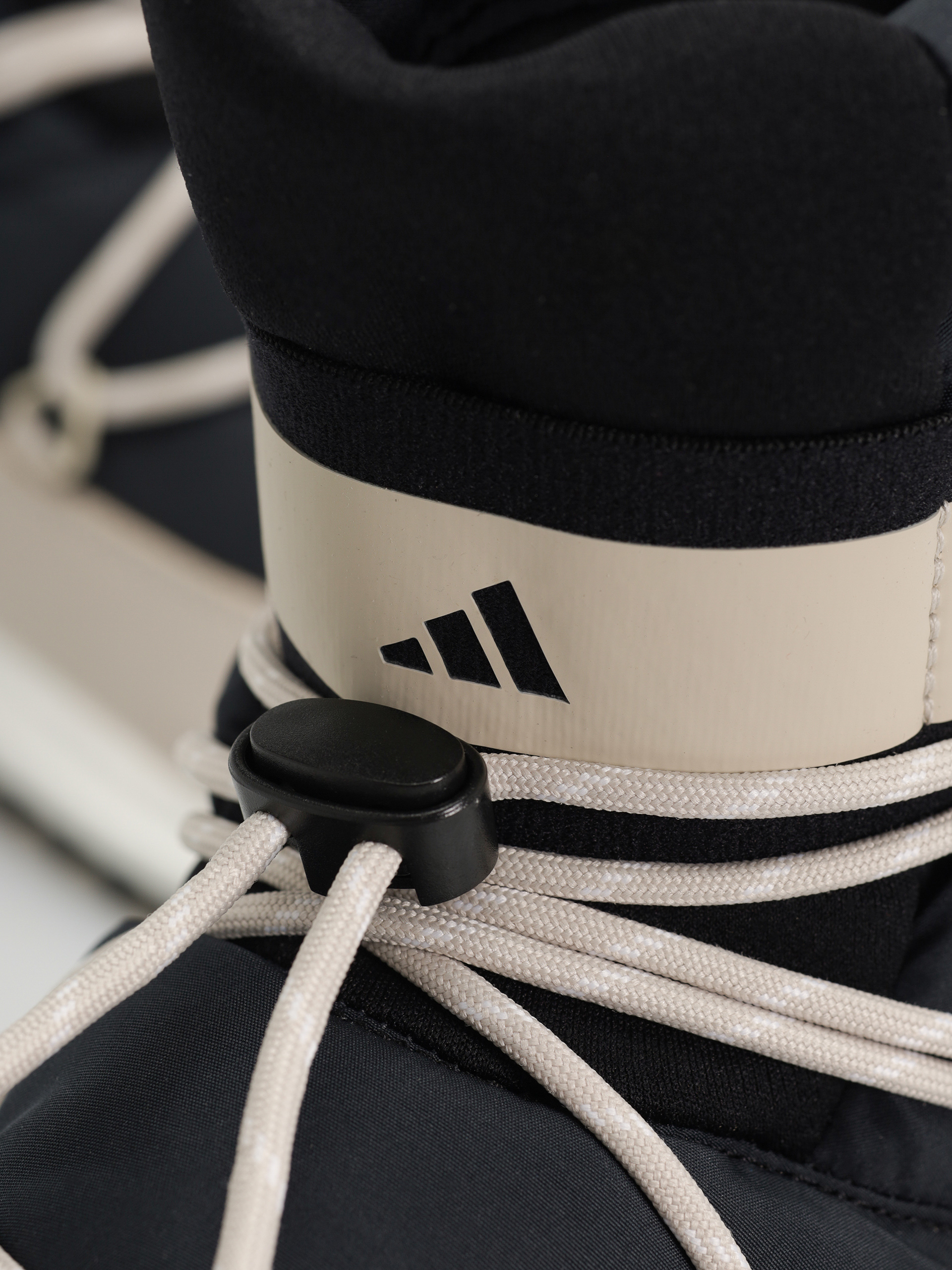 adidas Originals Moonboost High Cipők (cblack/cblack/cbrown)