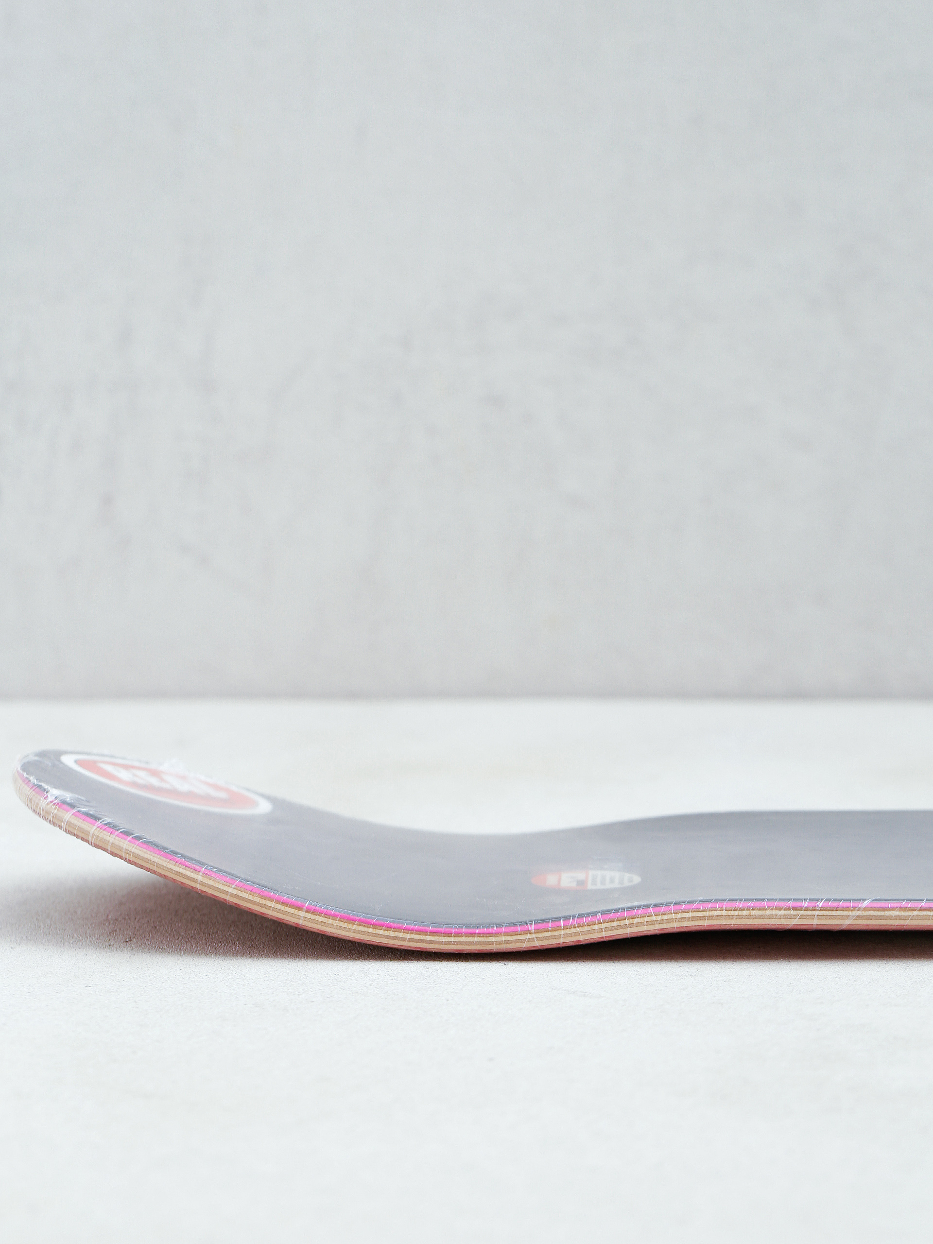 Gördeszka lap Real Ishod Mascot (red)