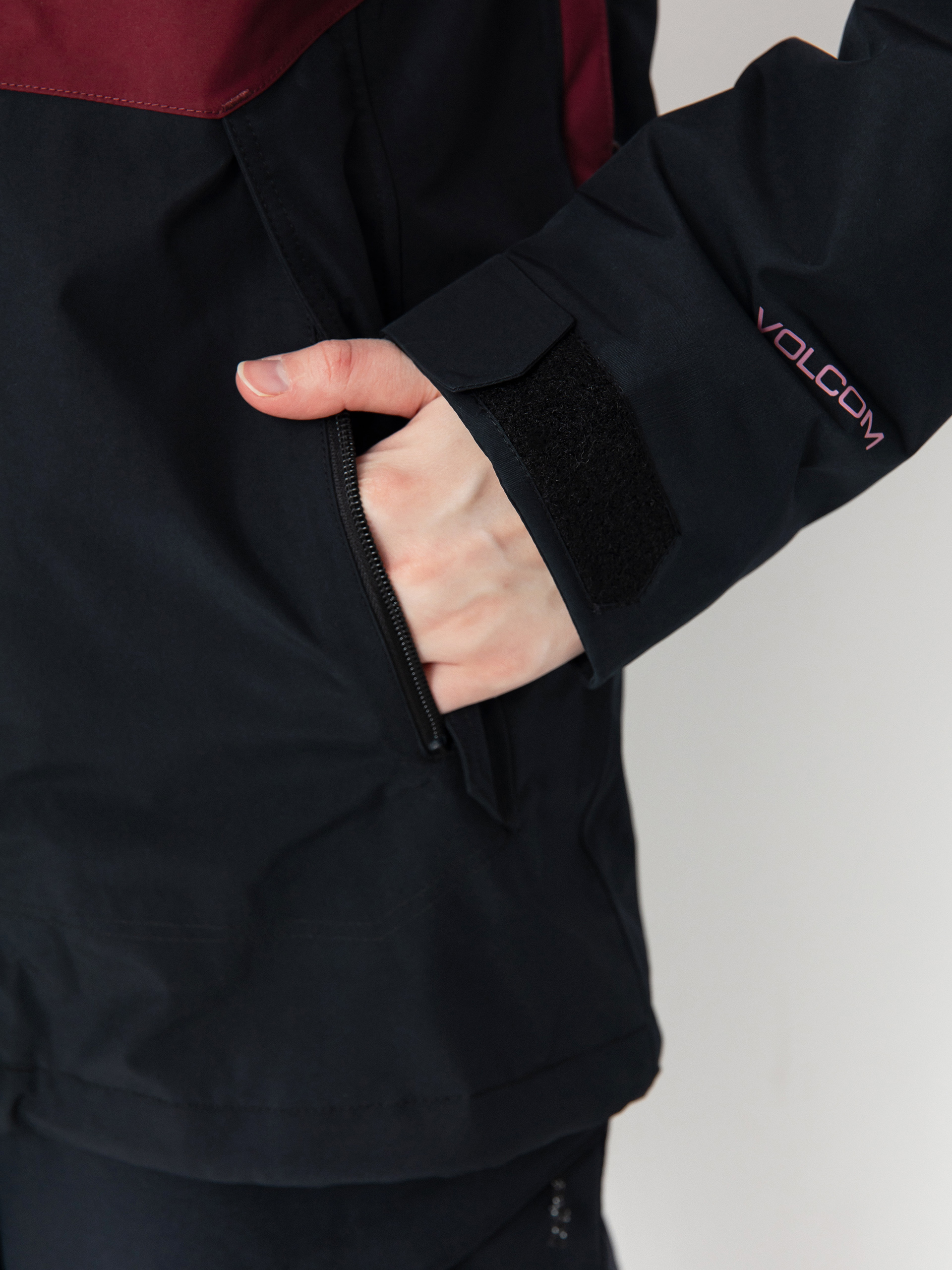 Női Volcom V.Co Aris Ins Gore Snowboard dzseki (burgundy)