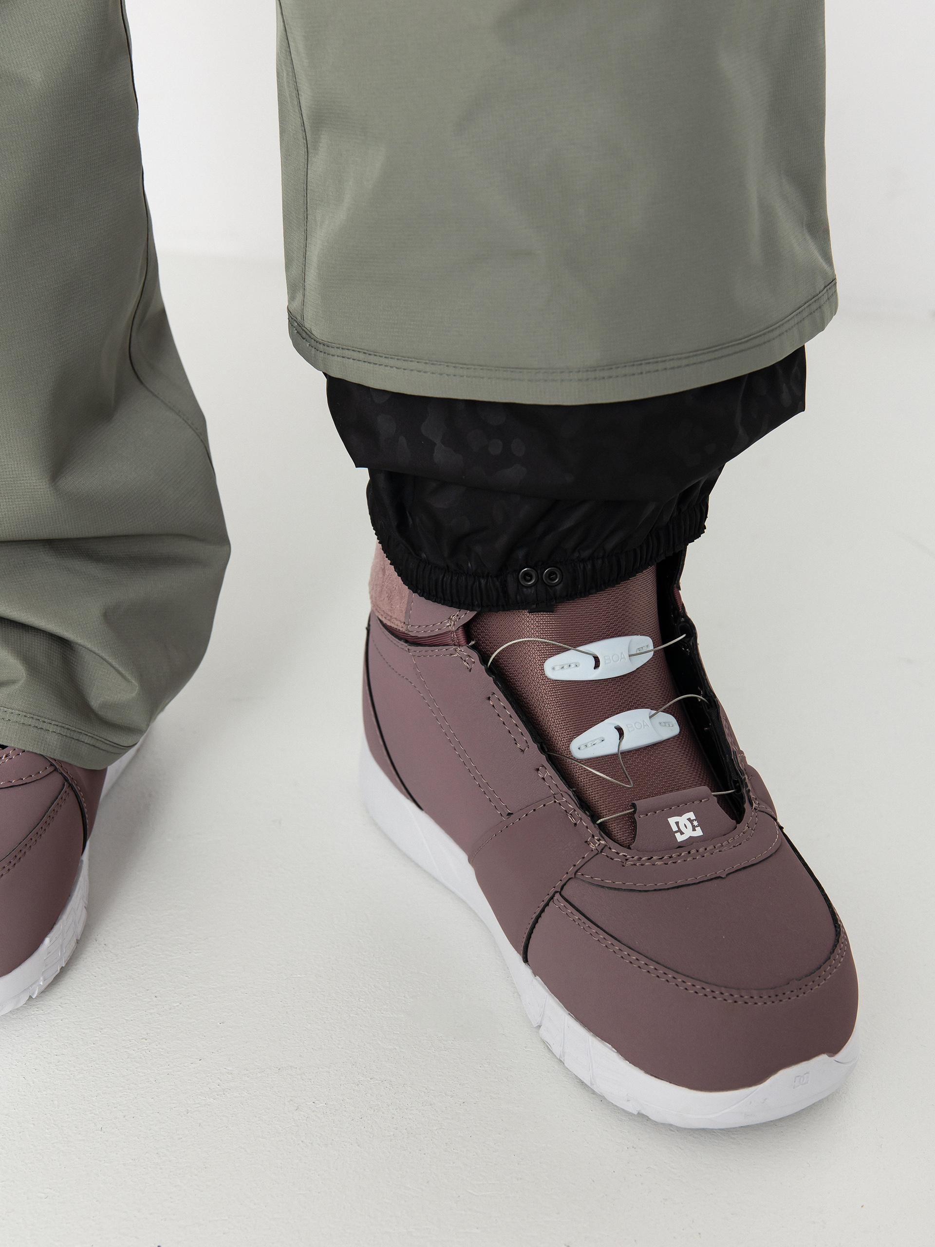 Női Volcom Bridger Ins Snowboard nadrág (lichen green)