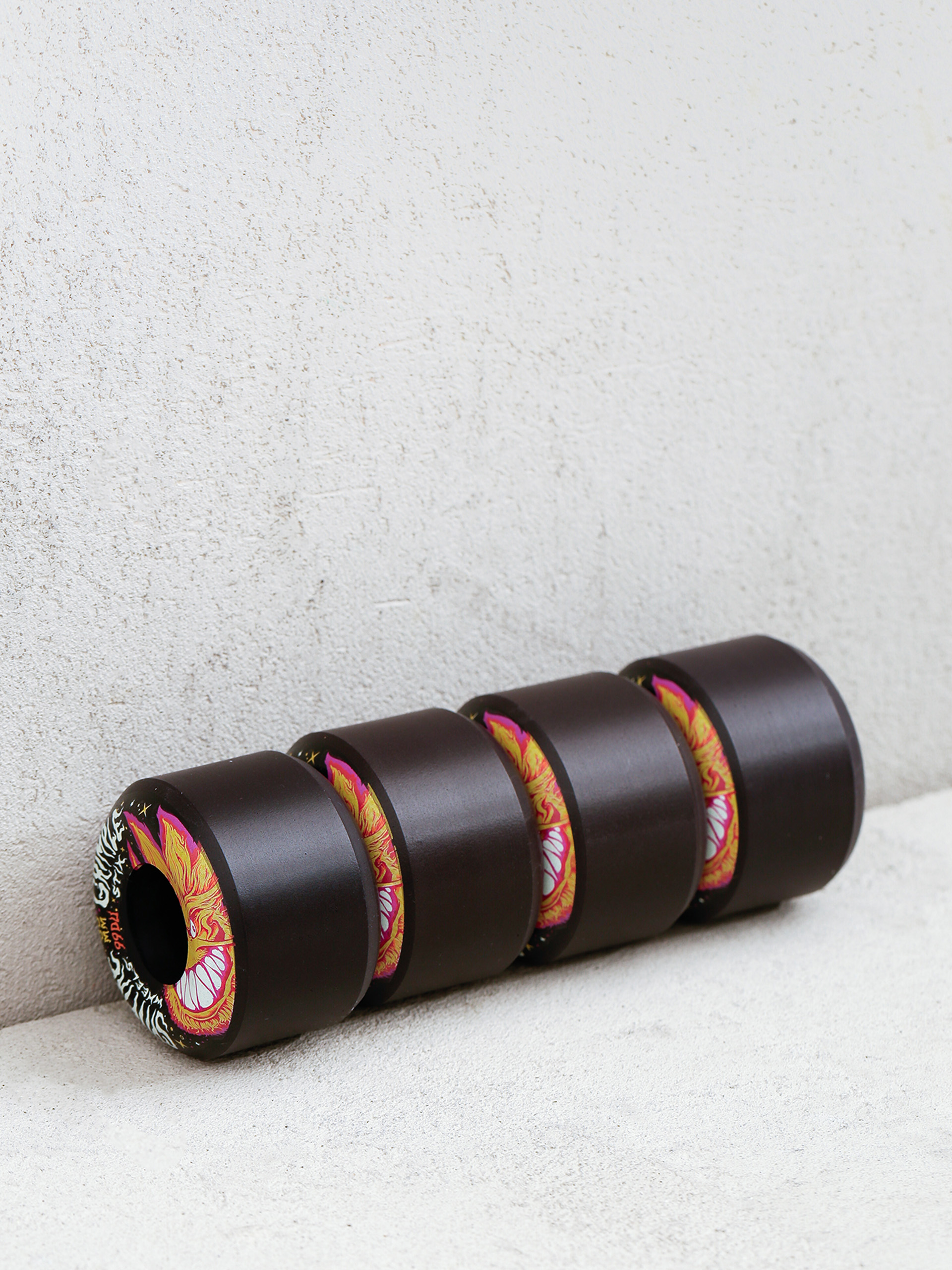 Spitfire F4 99D Grimple Head Gördeszka kerék (black)