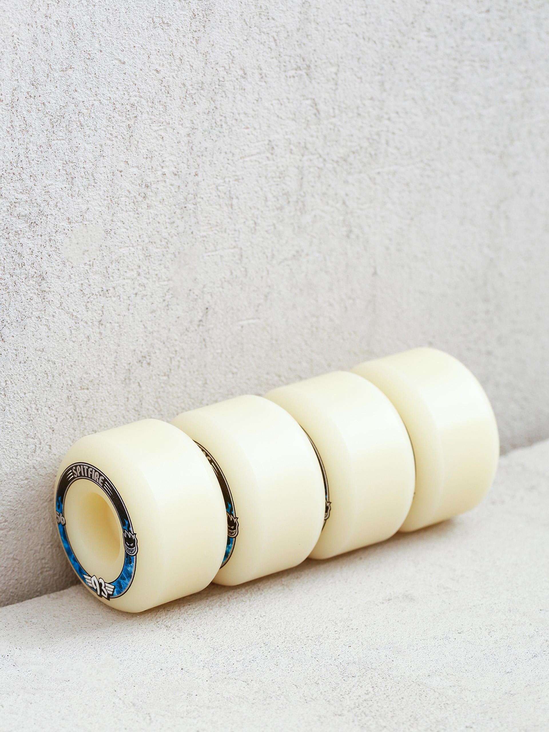 Spitfire F4 93D Radials Gördeszka kerék (natural/blue)