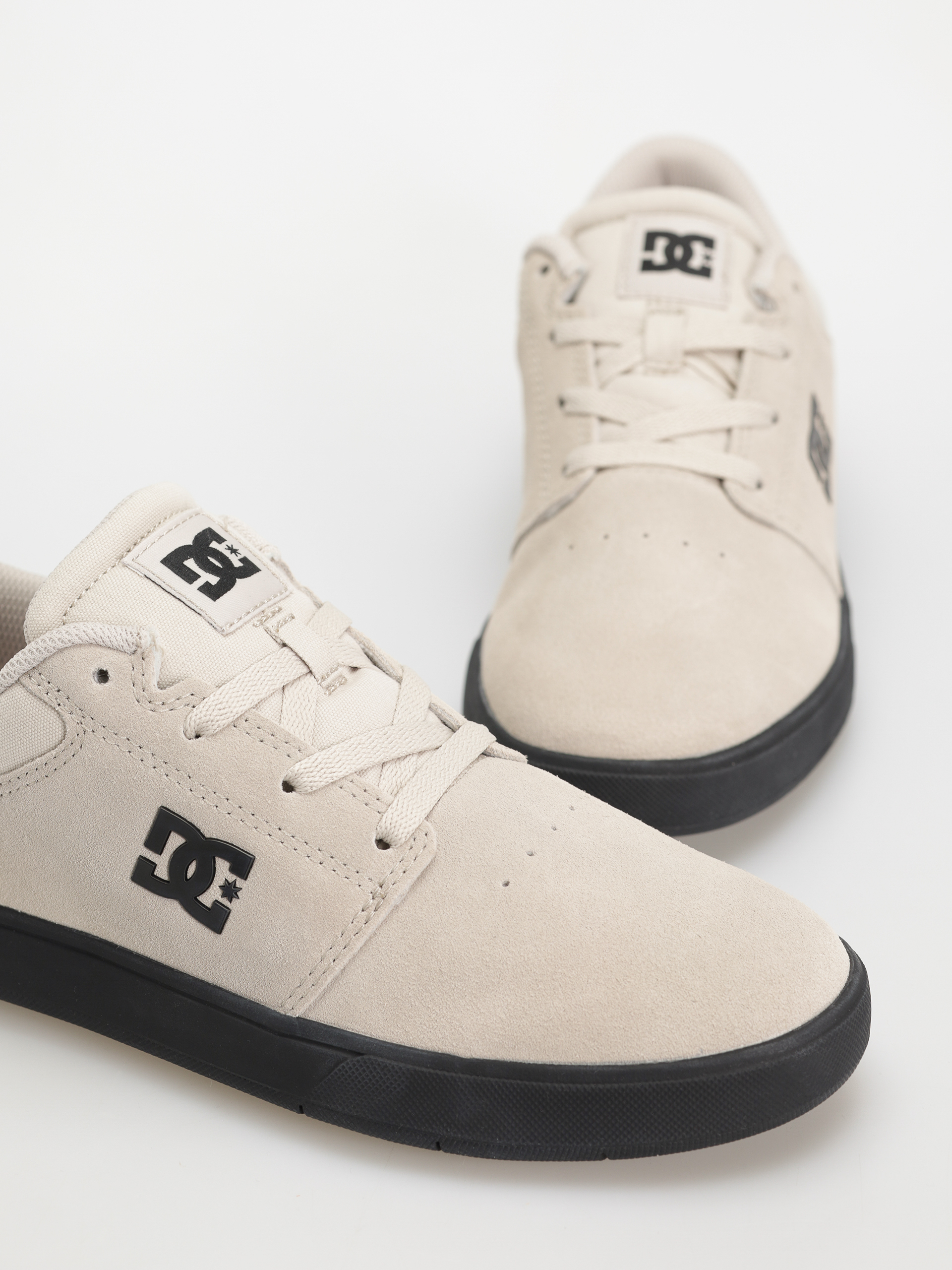 DC Crisis 2 Cipők (silver birch)