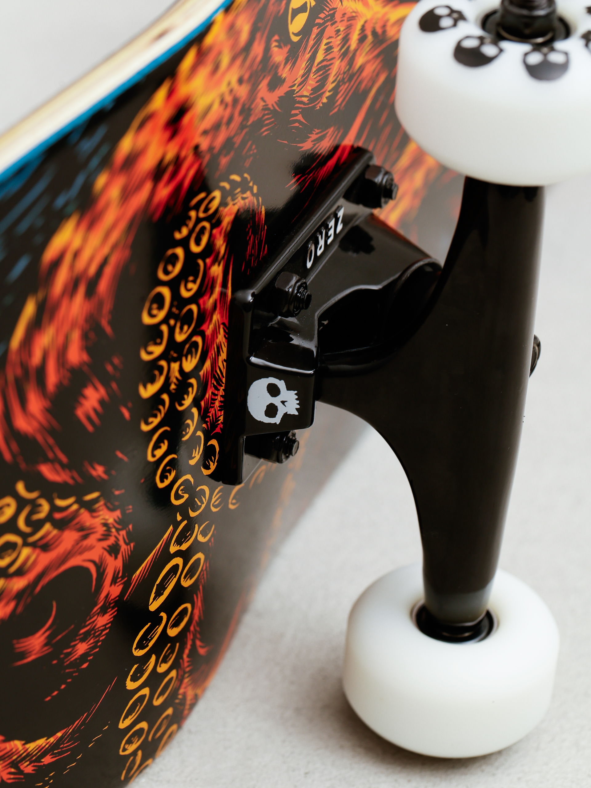 Zero Thomas Octopus Komplett gördeszka (black/orange/blue)