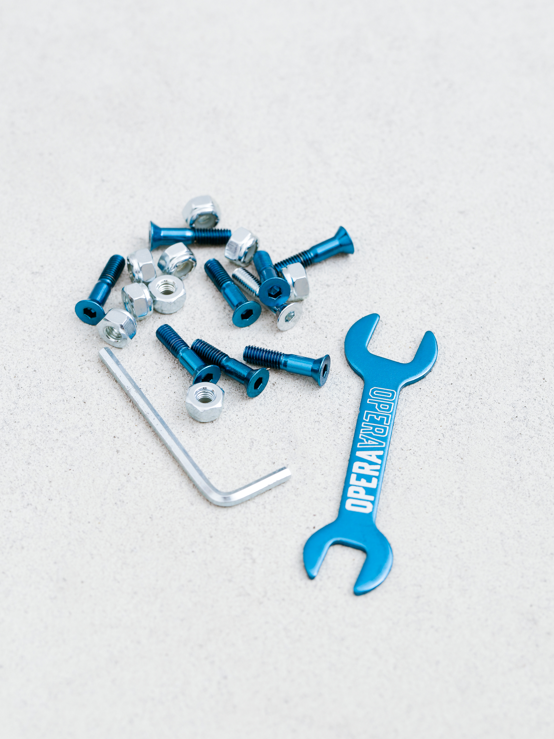 Opera Allen Hardware Csavarku00e9szlet (blue/silver)