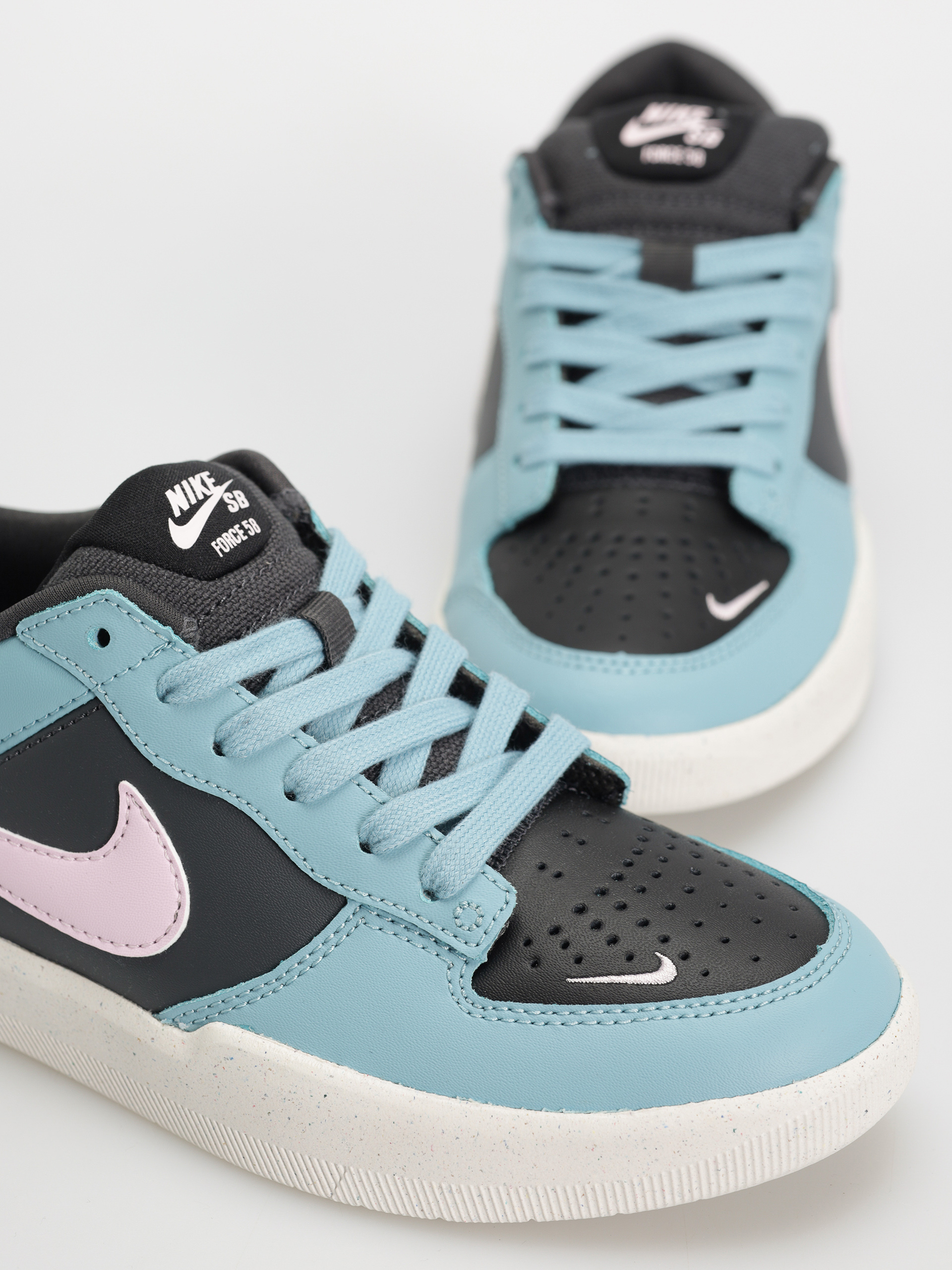 Nike SB Force 58 Premium Cipők (denim turq/pink foam  dk smoke grey)