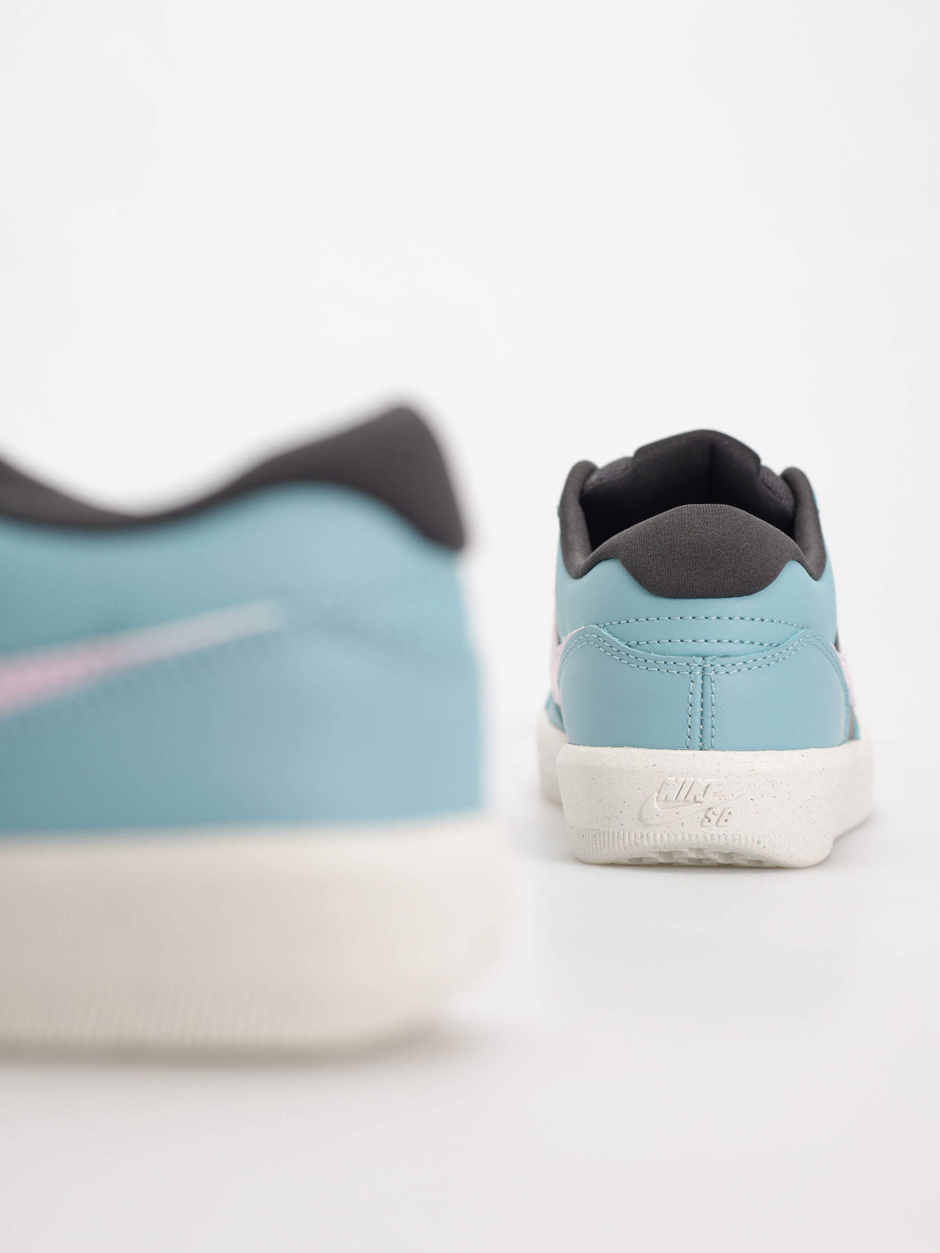 Nike SB Force 58 Premium Cipők (denim turq/pink foam  dk smoke grey)