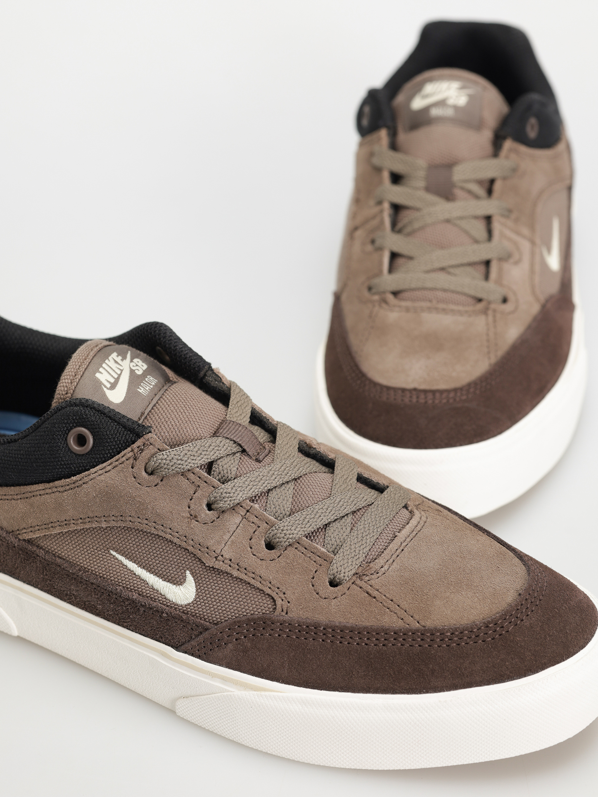 Nike SB Malor Cipők (ironstone/lt khaki baroque brown black)