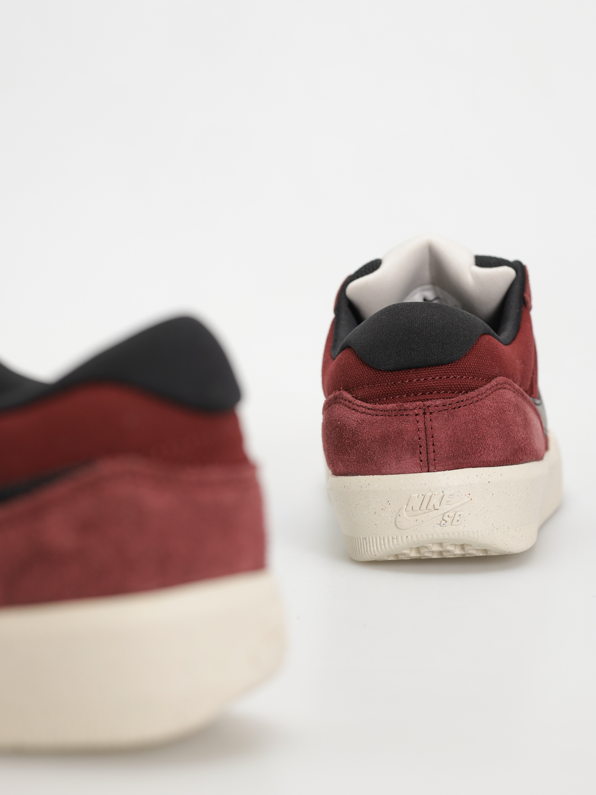 Nike SB Force 58 Cipők (dark team red/black black lt orewood brn)