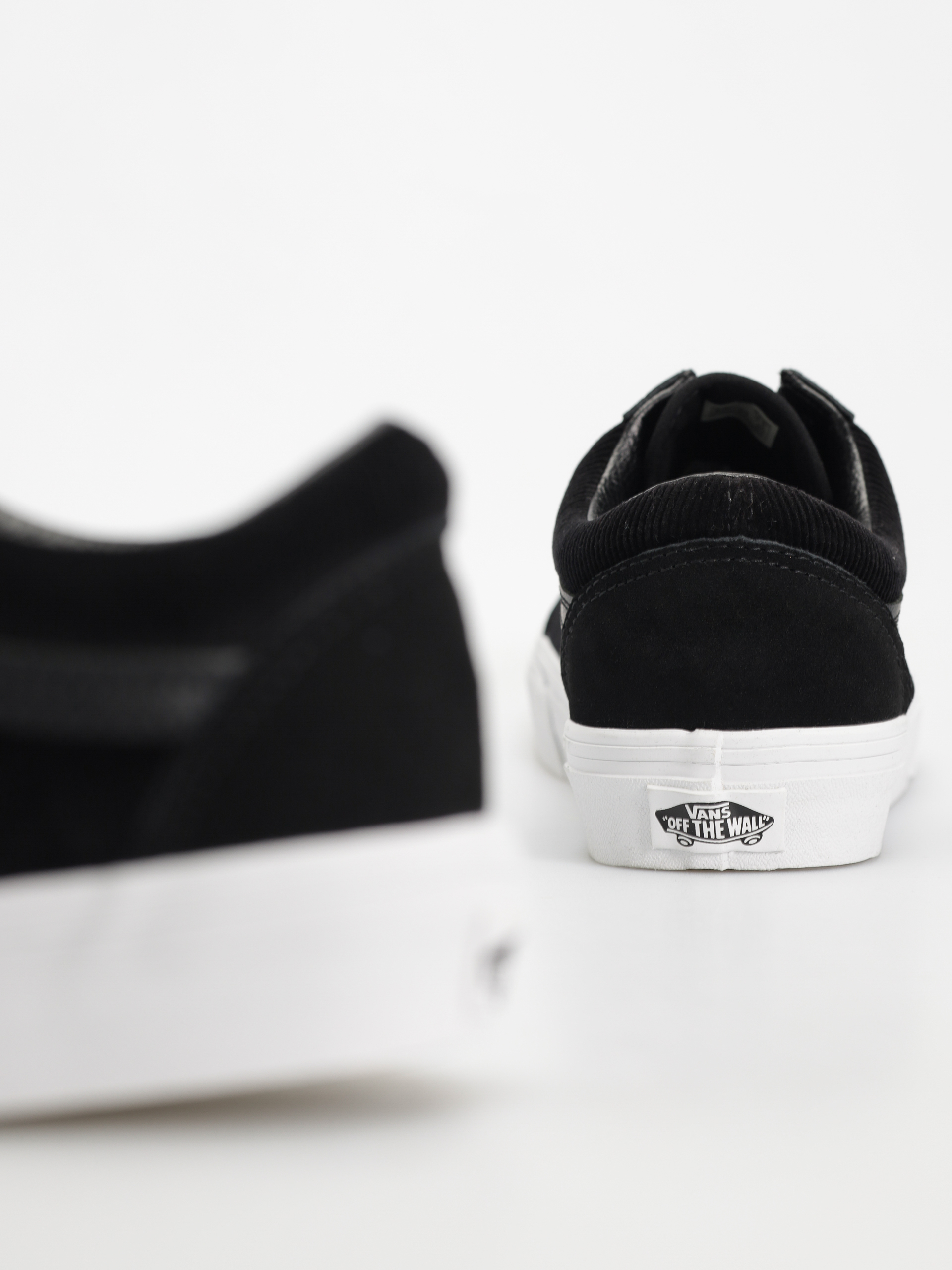 Vans Old Skool Cipők (corduroy black)