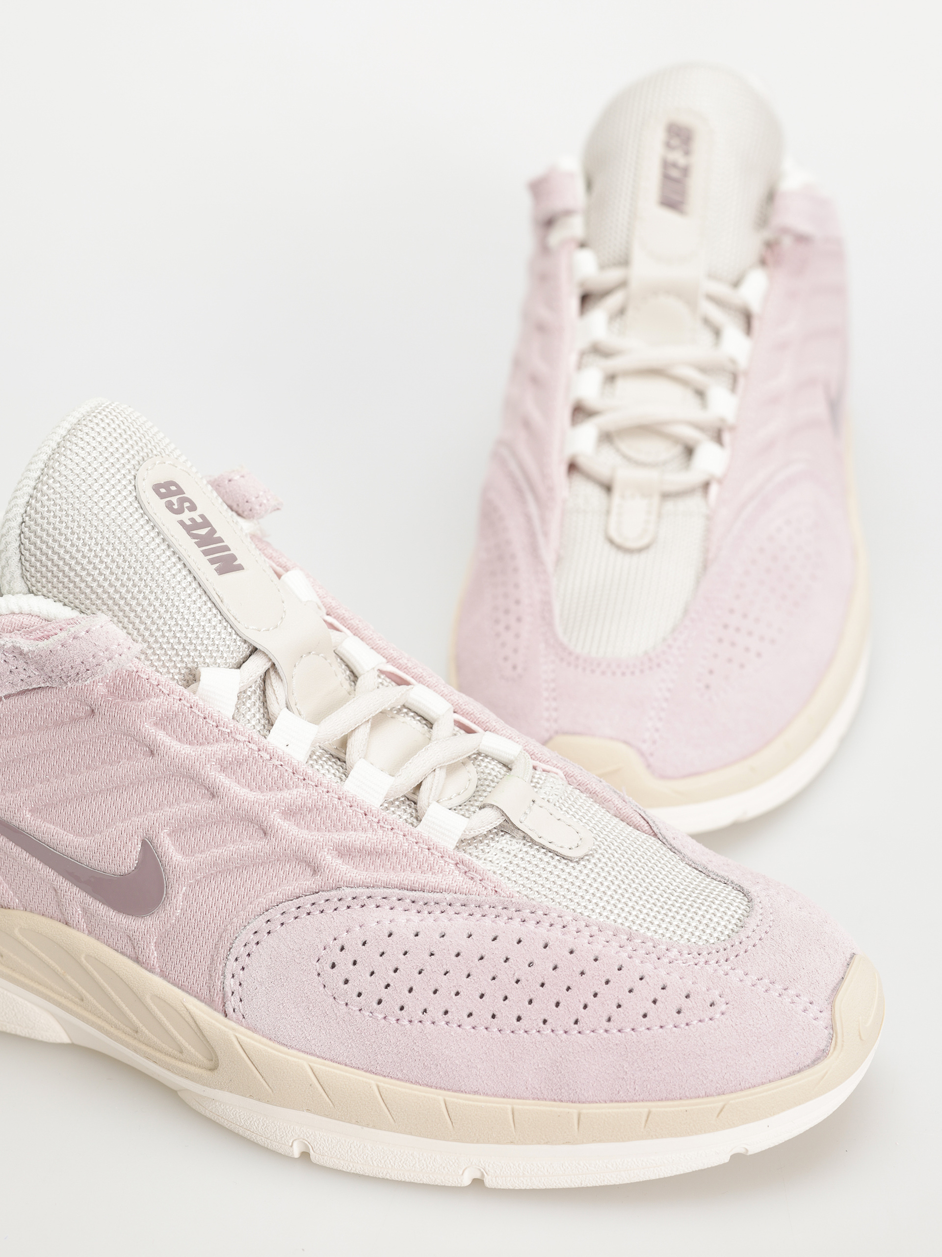 Nike SB Vertebrae Cipők (pink foam /taupe grey lt orewood brn)