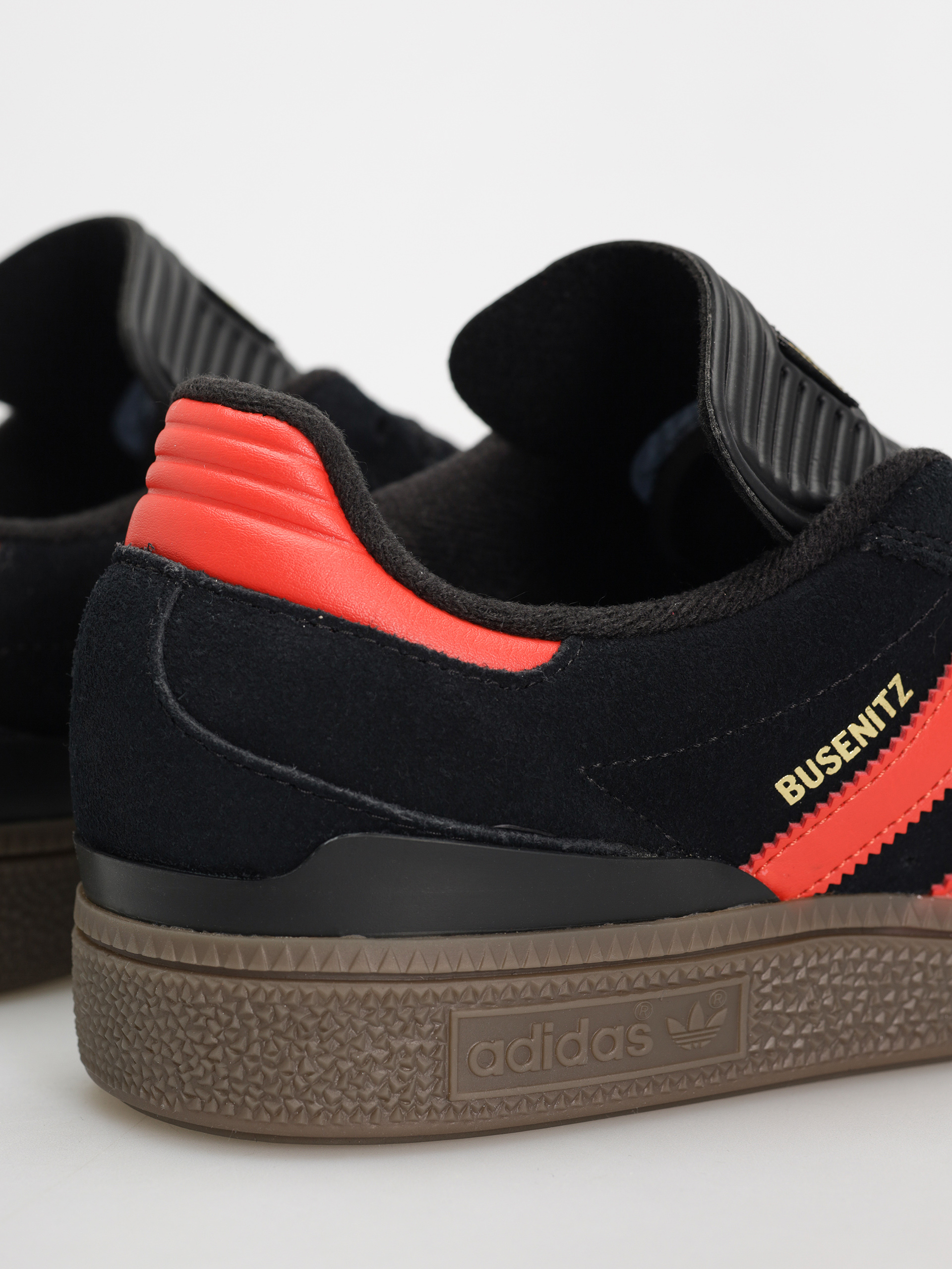 adidas Busenitz Cipők (cblack/supcol/gum5)