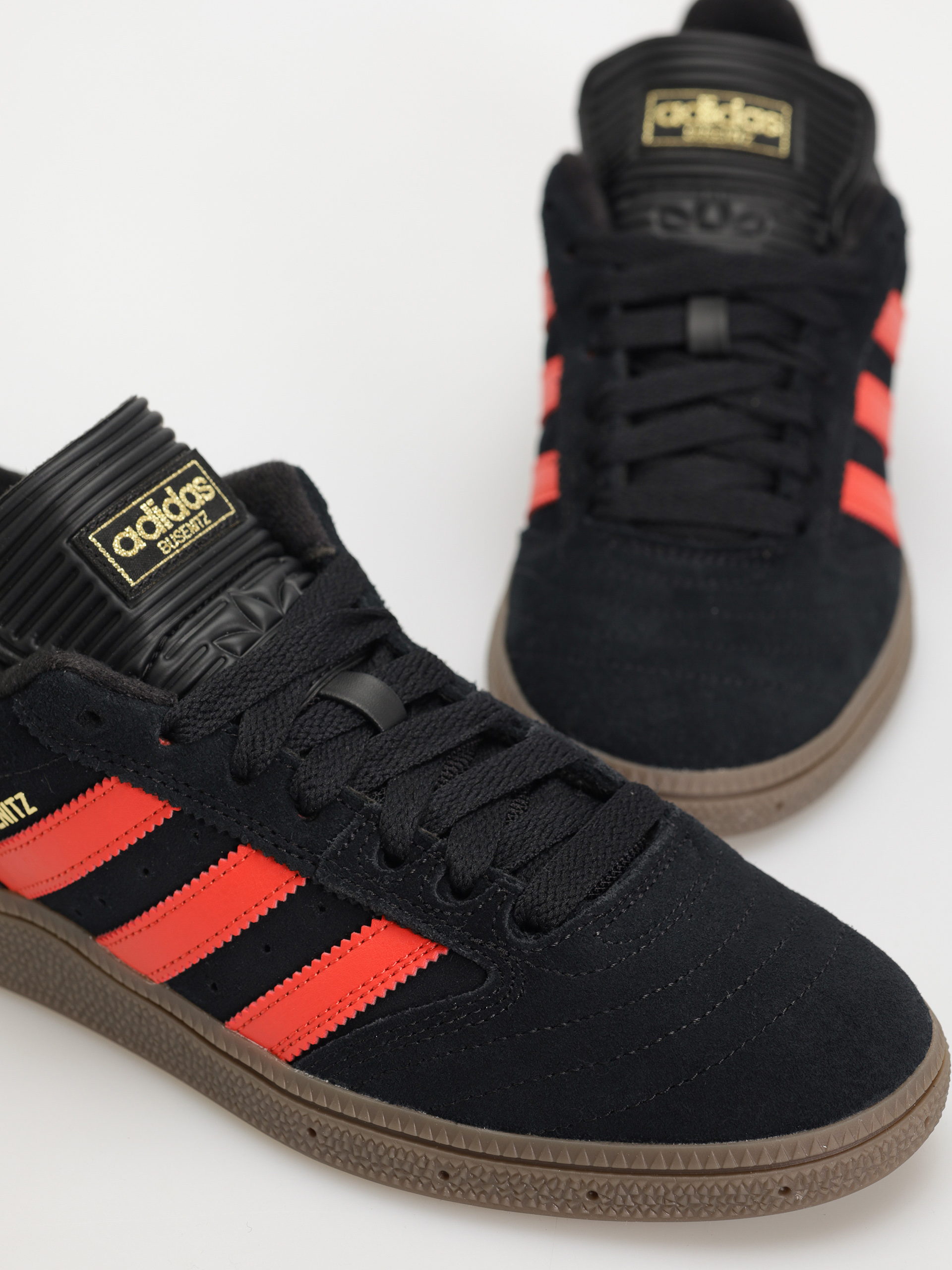 adidas Busenitz Cipők (cblack/supcol/gum5)